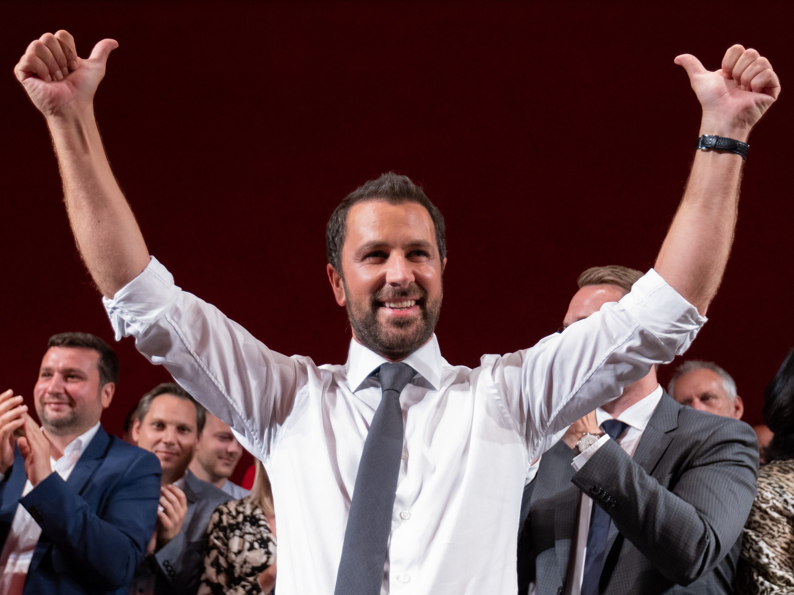 SPÖ-Tirol-Chef Dornauer könnte nach der Tirol-Wahl 2022 in der Landesregierung sitzen. SPÖ-Tirol-Chef Dornauer könnte nach der Tirol-Wahl 2022 in der Landesregierung sitzen.