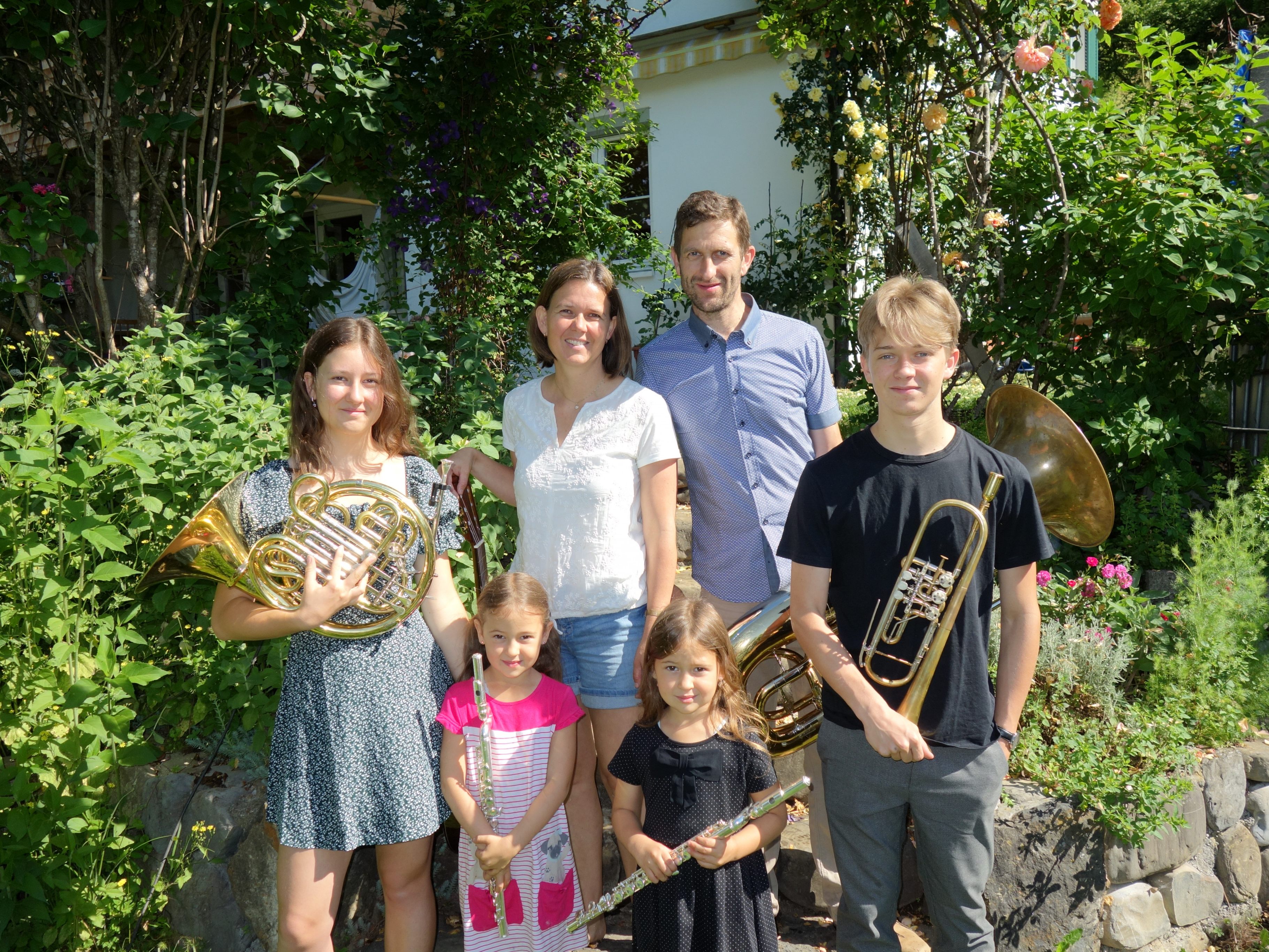 Die Familienmusik Bär begeistert bei ihren Auftritten das Publikum.