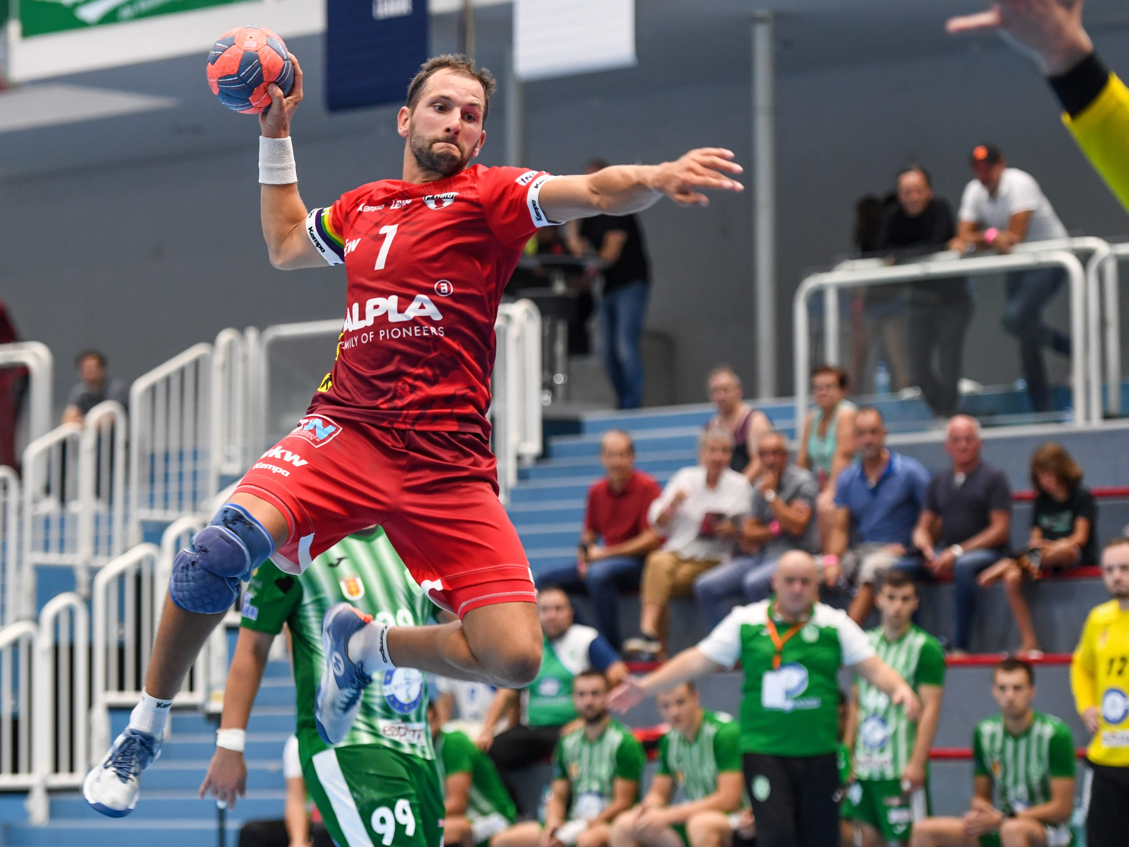 Luca Raschle und Co. feierten einen Sieg zum Auftakt in die neue HLA-Saison.