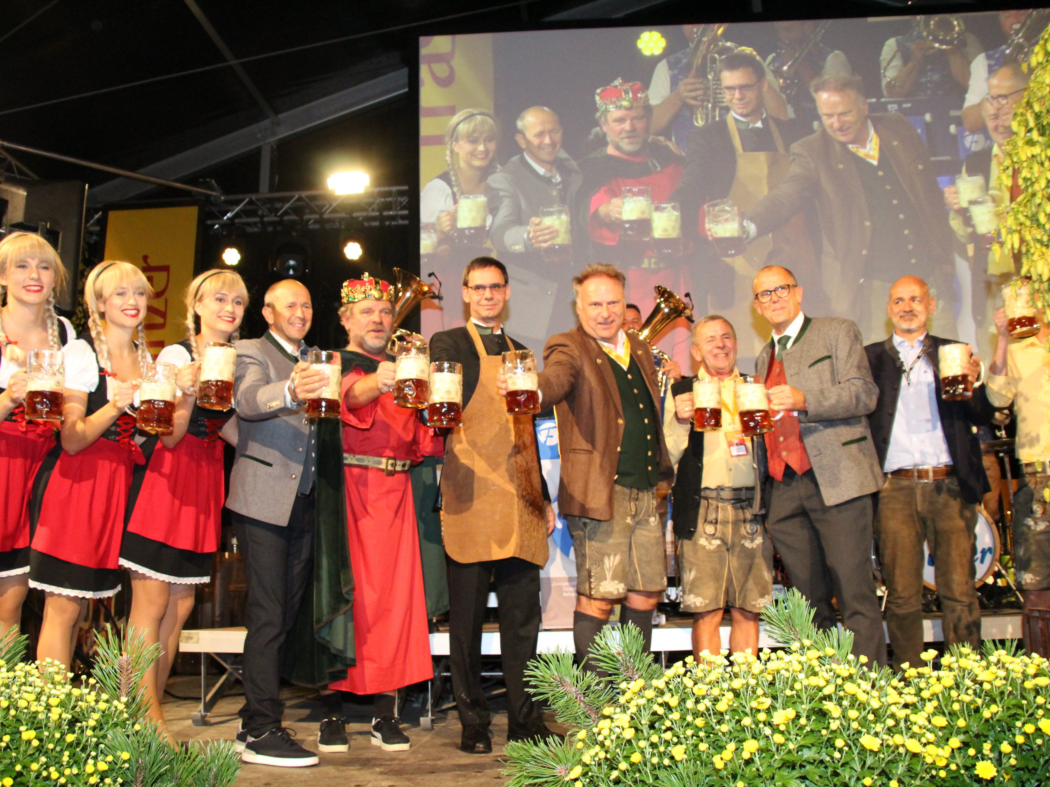 Feierlicher Bockbieranstich im Festzelt der Brauerei Frastanz. Feierlicher Bockbieranstich im Festzelt der Brauerei Frastanz.