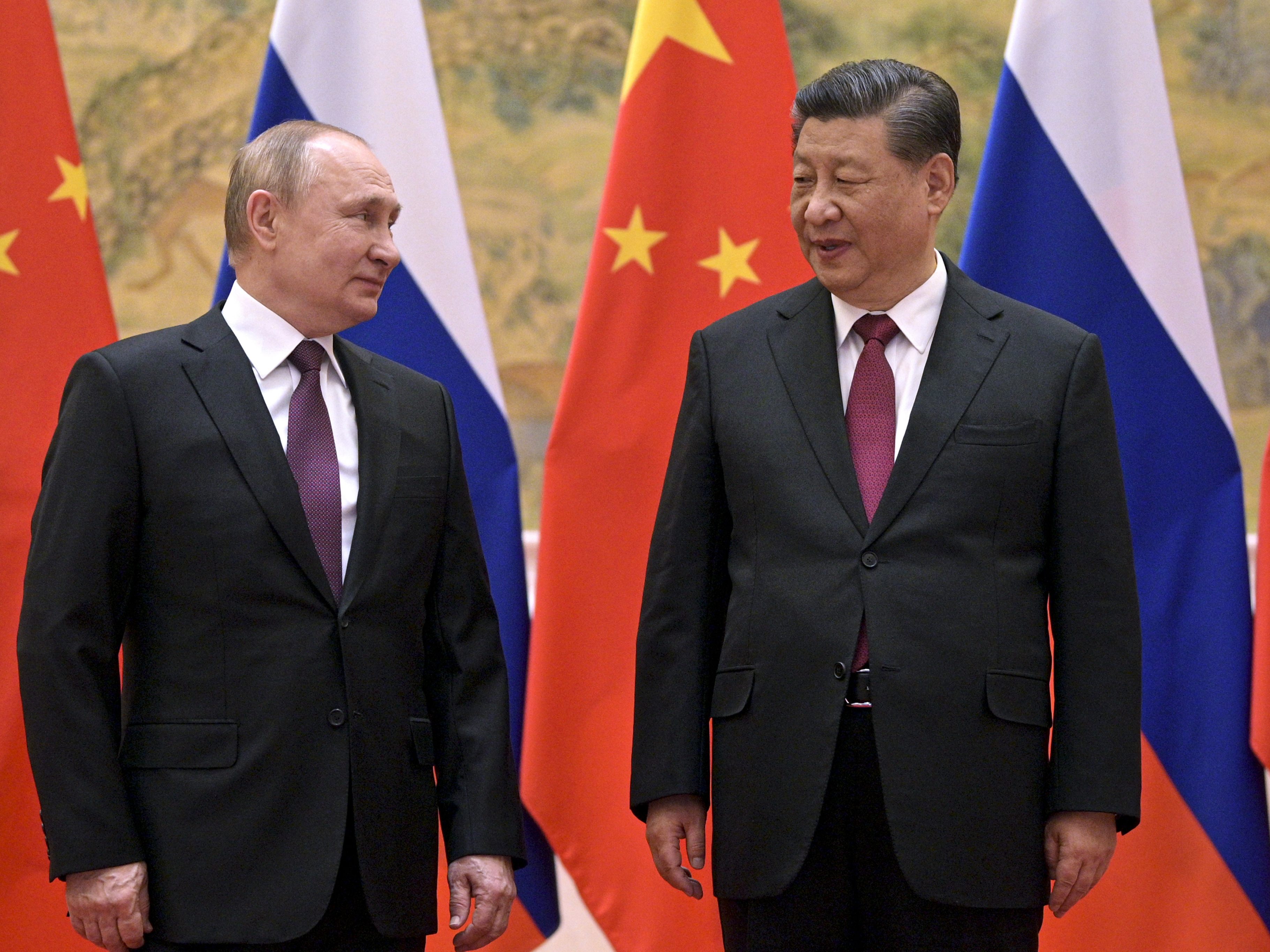 Peking und Moskau suchen Schulterschluss - Ziel ist gemeinsame Front gegen den Westen Peking und Moskau suchen Schulterschluss - Ziel ist gemeinsame Front gegen den Westen