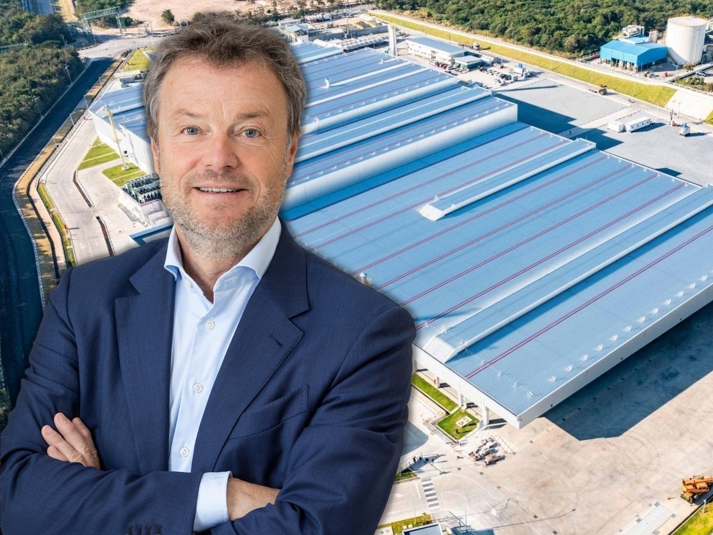 ALPLA betreibt Recyclinganlagen für PET und HDPE in Österreich, Deutschland, Polen, Mexiko, Italien, Spanien, Rumänien und Thailand. Weitere Projekte befinden sich international in der Umsetzung. ALPLA betreibt Recyclinganlagen für PET und HDPE in Österreich, Deutschland, Polen, Mexiko, Italien, Spanien, Rumänien und Thailand. Weitere Projekte befinden sich international in der Umsetzung.