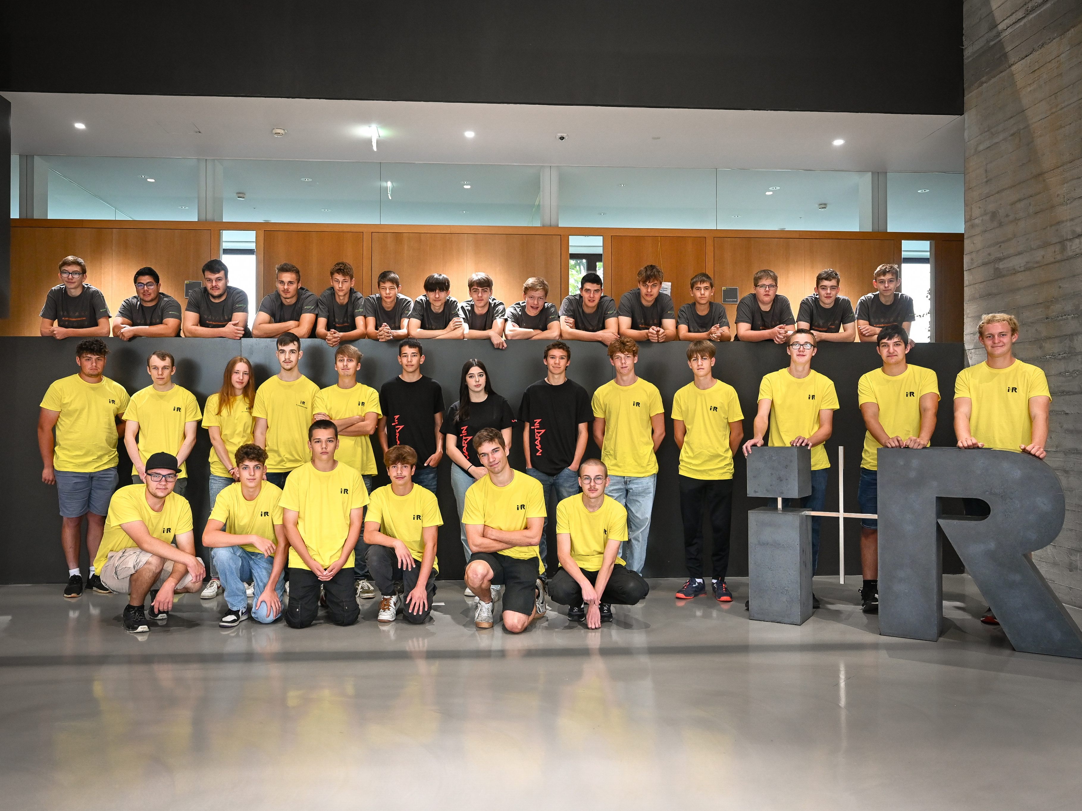 35 neue Lehrlinge starten bei den Unternehmen i+R Gruppe ihre Ausbildung zum Facharbeiter bzw. zur Facharbeiterin. 35 neue Lehrlinge starten bei den Unternehmen i+R Gruppe ihre Ausbildung zum Facharbeiter bzw. zur Facharbeiterin.