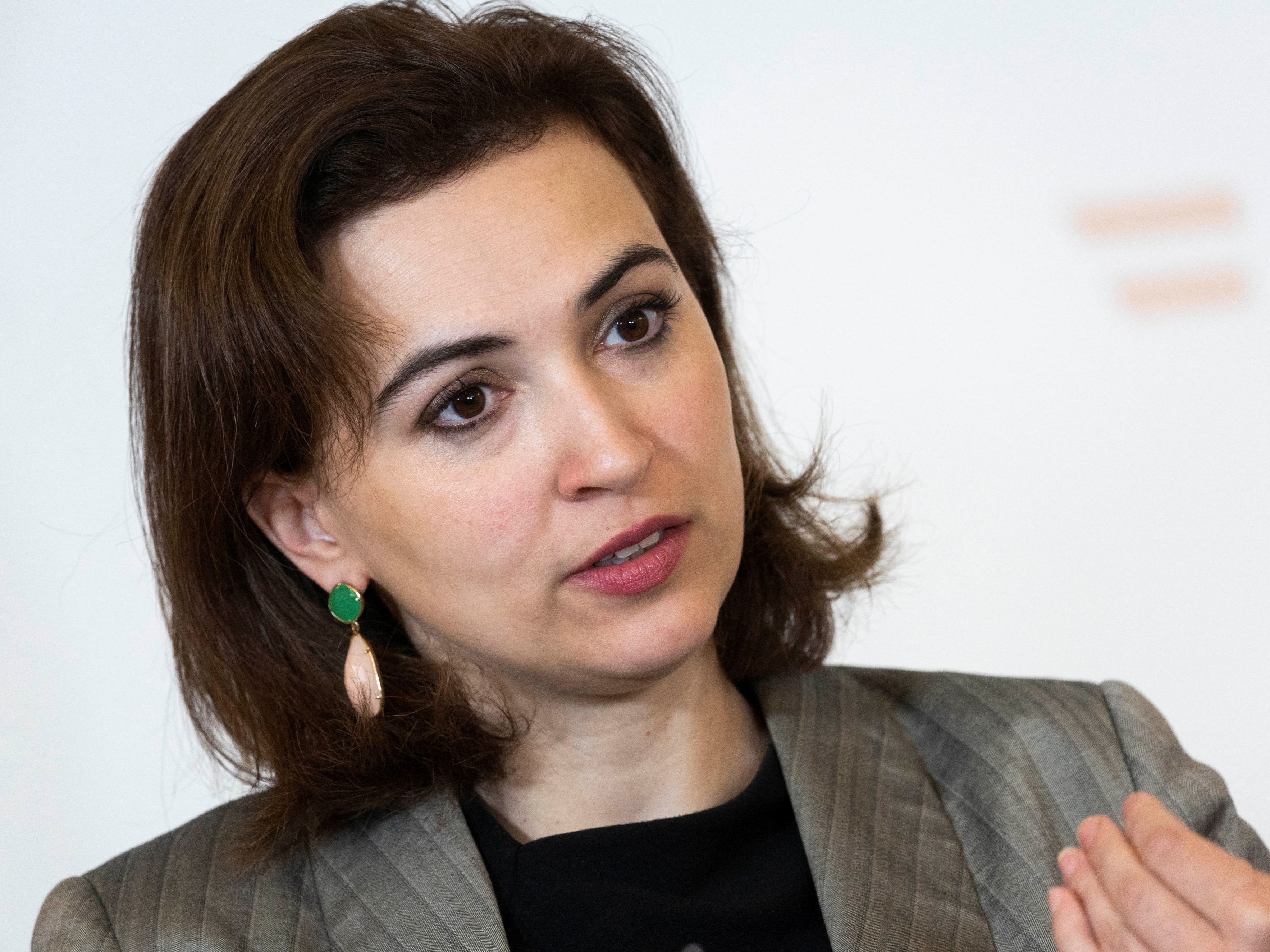 Die Grünen machen, angesichts der ÖVP-Affäre, Druck für neue Anti-Korruptionsregelungen. Die Grünen machen, angesichts der ÖVP-Affäre, Druck für neue Anti-Korruptionsregelungen.