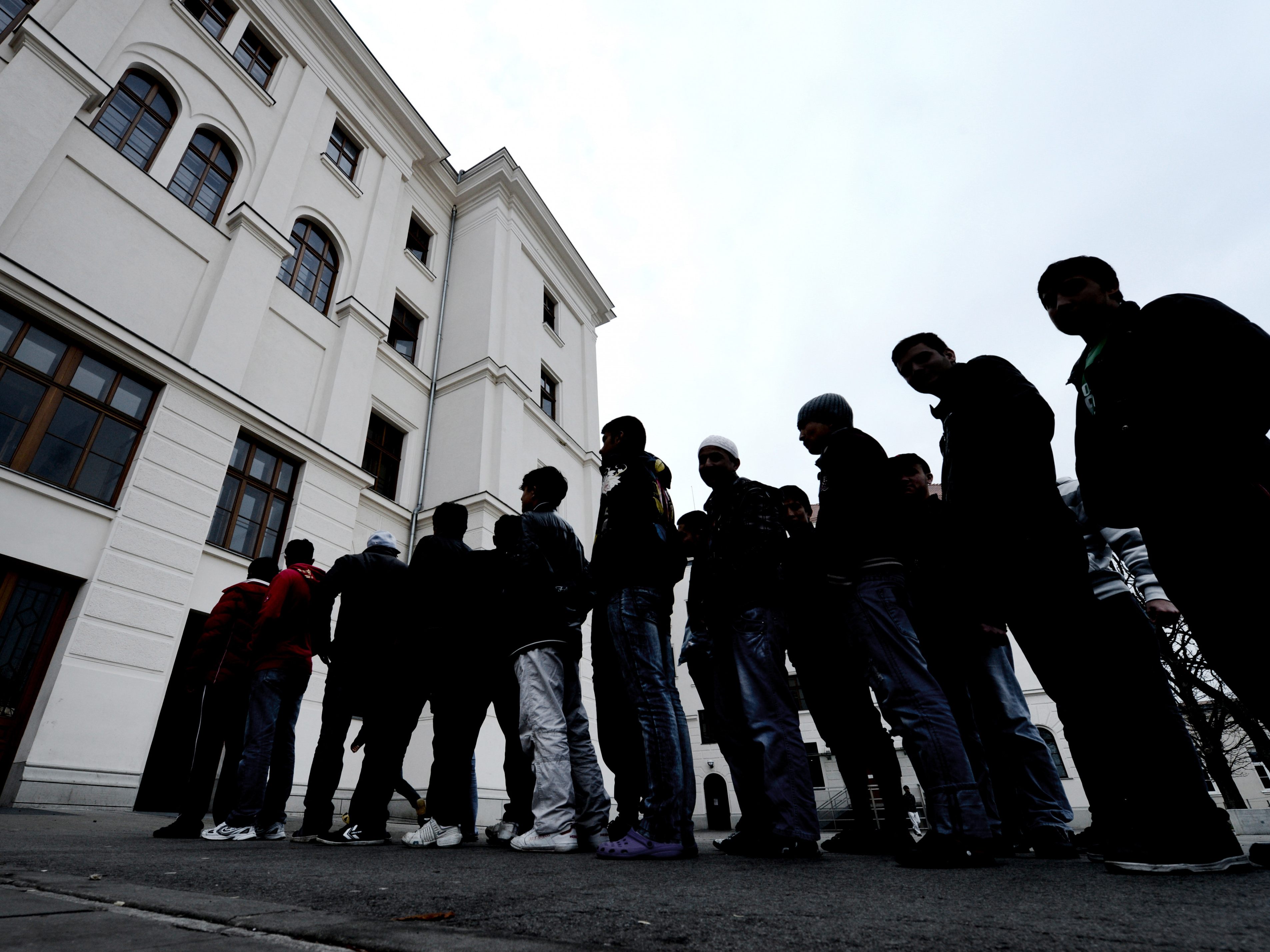 Bei der Anzahl der Flüchtlinge in der Grundversorgung wurde ein neuer Höchststand erreicht. Bei der Anzahl der Flüchtlinge in der Grundversorgung wurde ein neuer Höchststand erreicht.