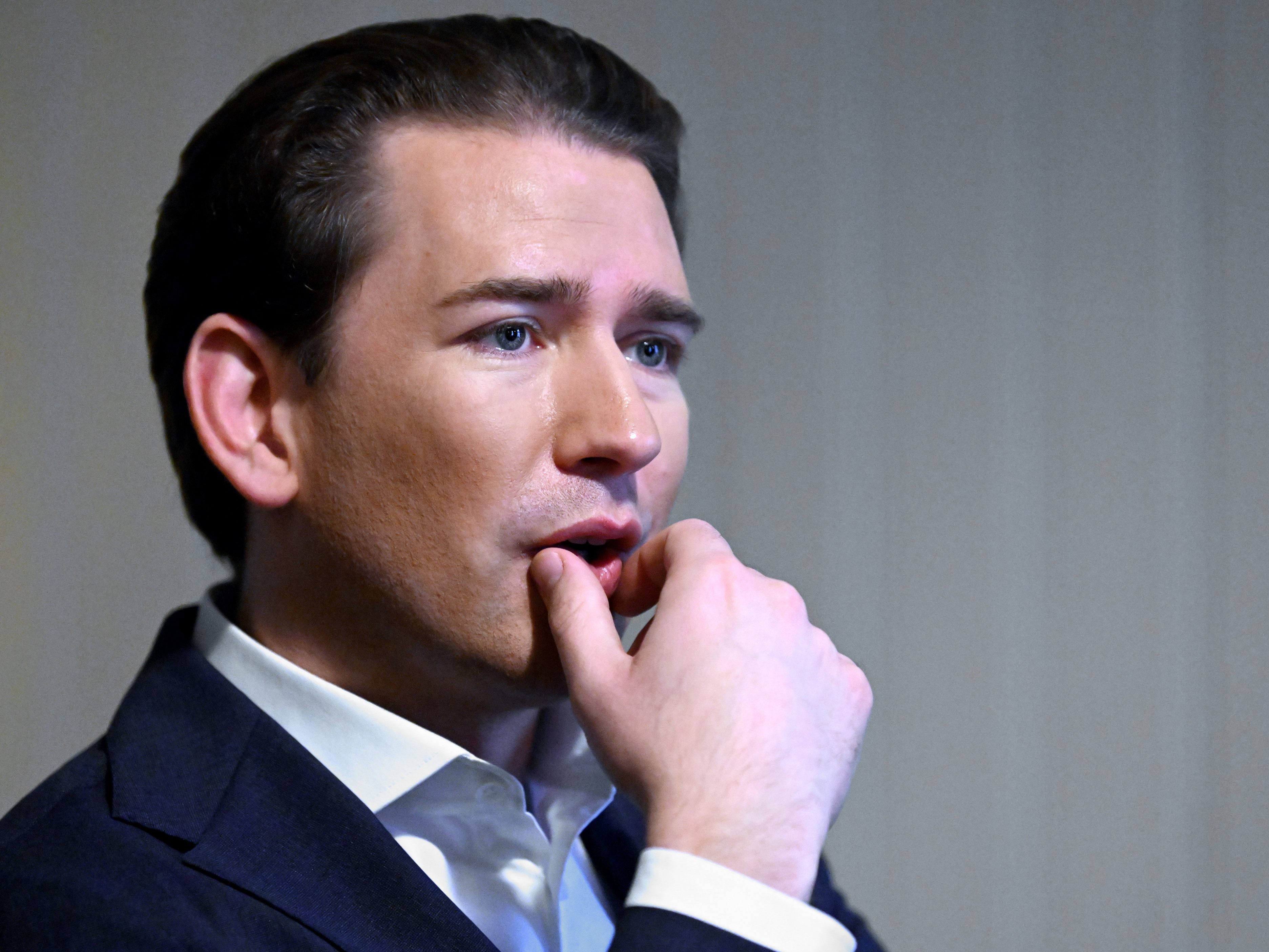 Sebastian Kurz will die Schmid-Bombe platzen lassen. Sebastian Kurz will die Schmid-Bombe platzen lassen.