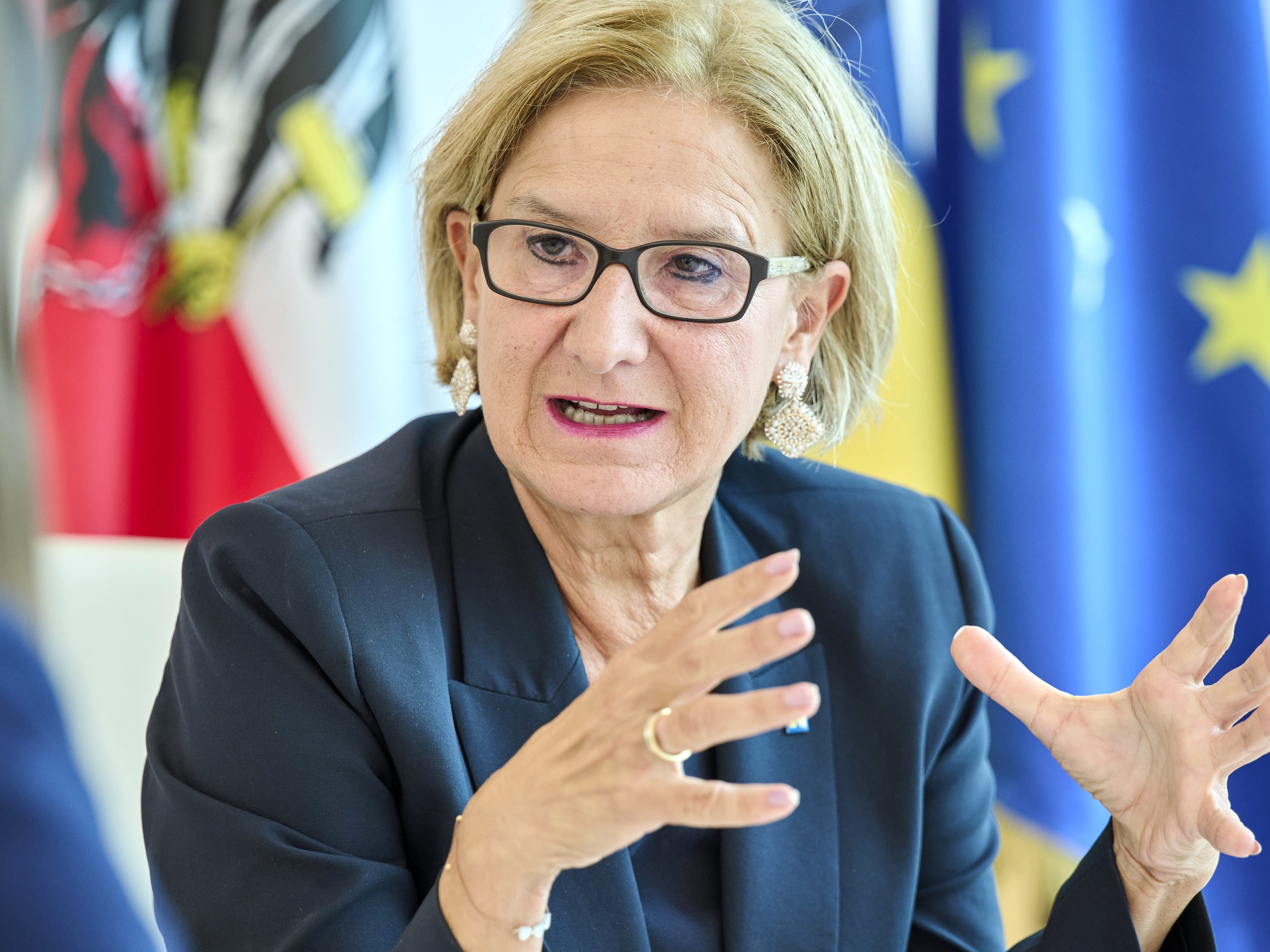 Johanna Mikl-Leitner äußerte sich zu den Vorwürfen gegen Thomas Schmid. Johanna Mikl-Leitner äußerte sich zu den Vorwürfen gegen Thomas Schmid.