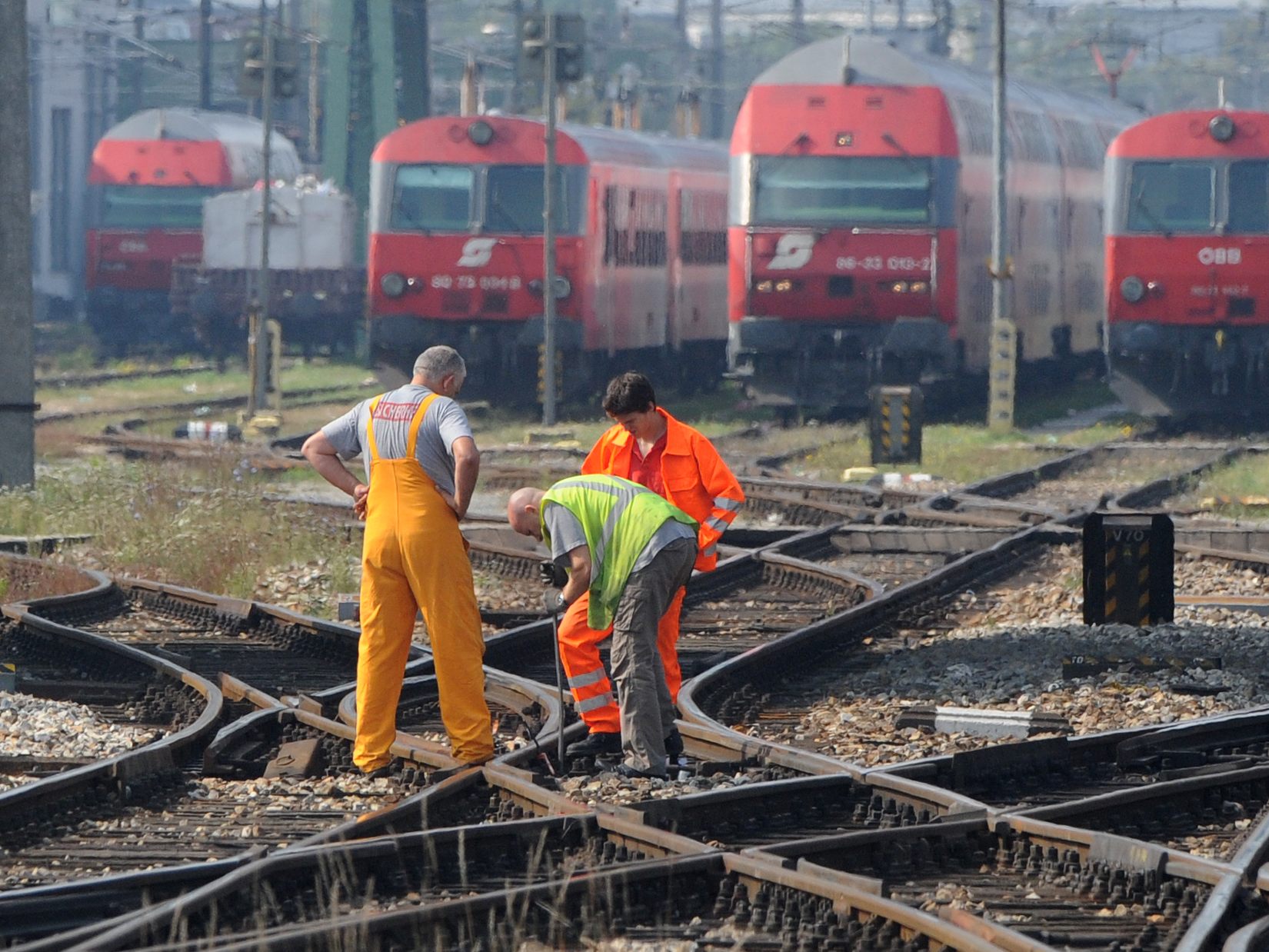 Wegen stockender Eisenbahner-KV-Verhandlungen gibt es erneut Betriebsversammlungen.