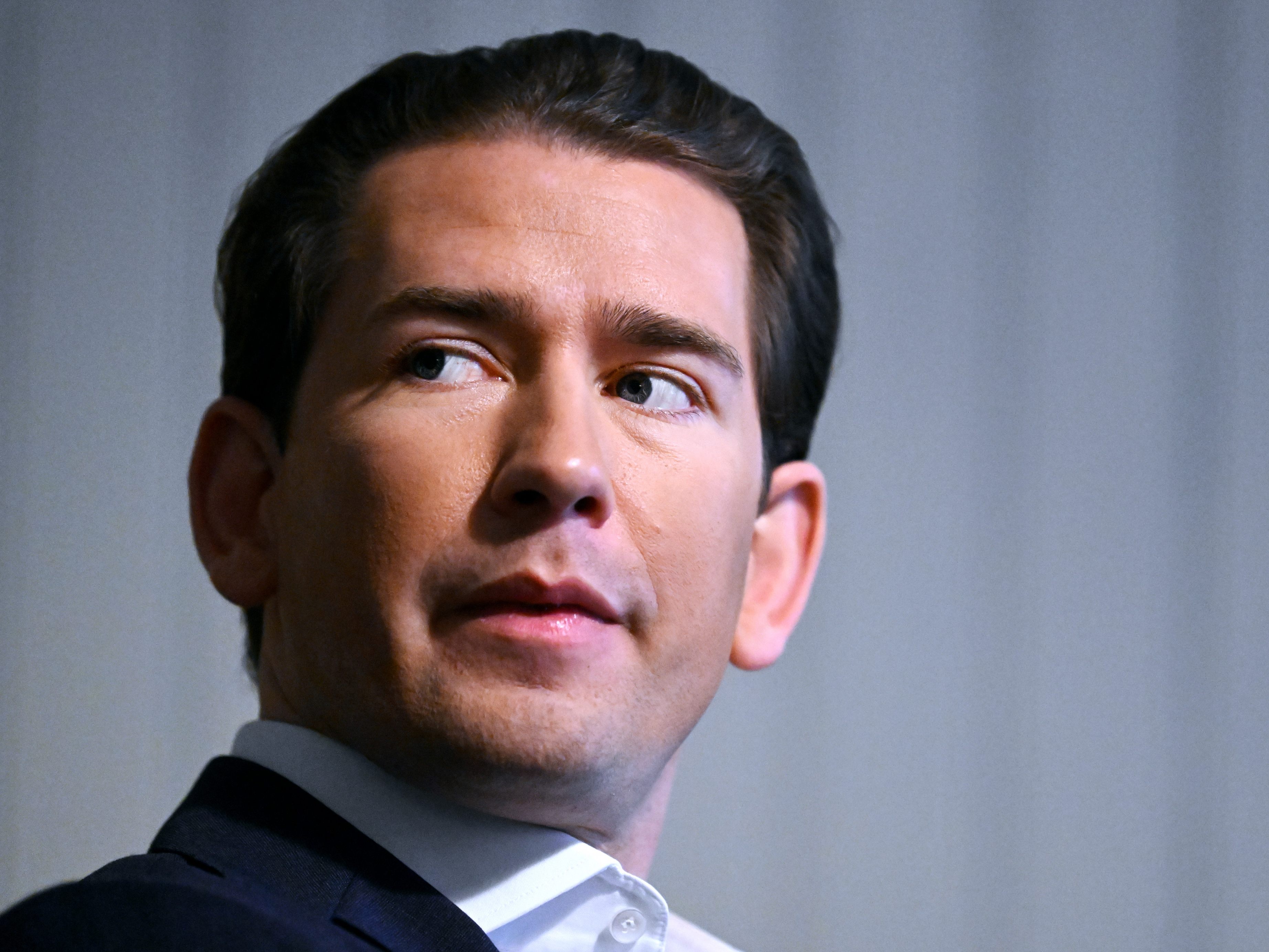 Kurz verteidigte Lebensgefährtin gegenüber Schmid-Aussagen. Kurz verteidigte Lebensgefährtin gegenüber Schmid-Aussagen.