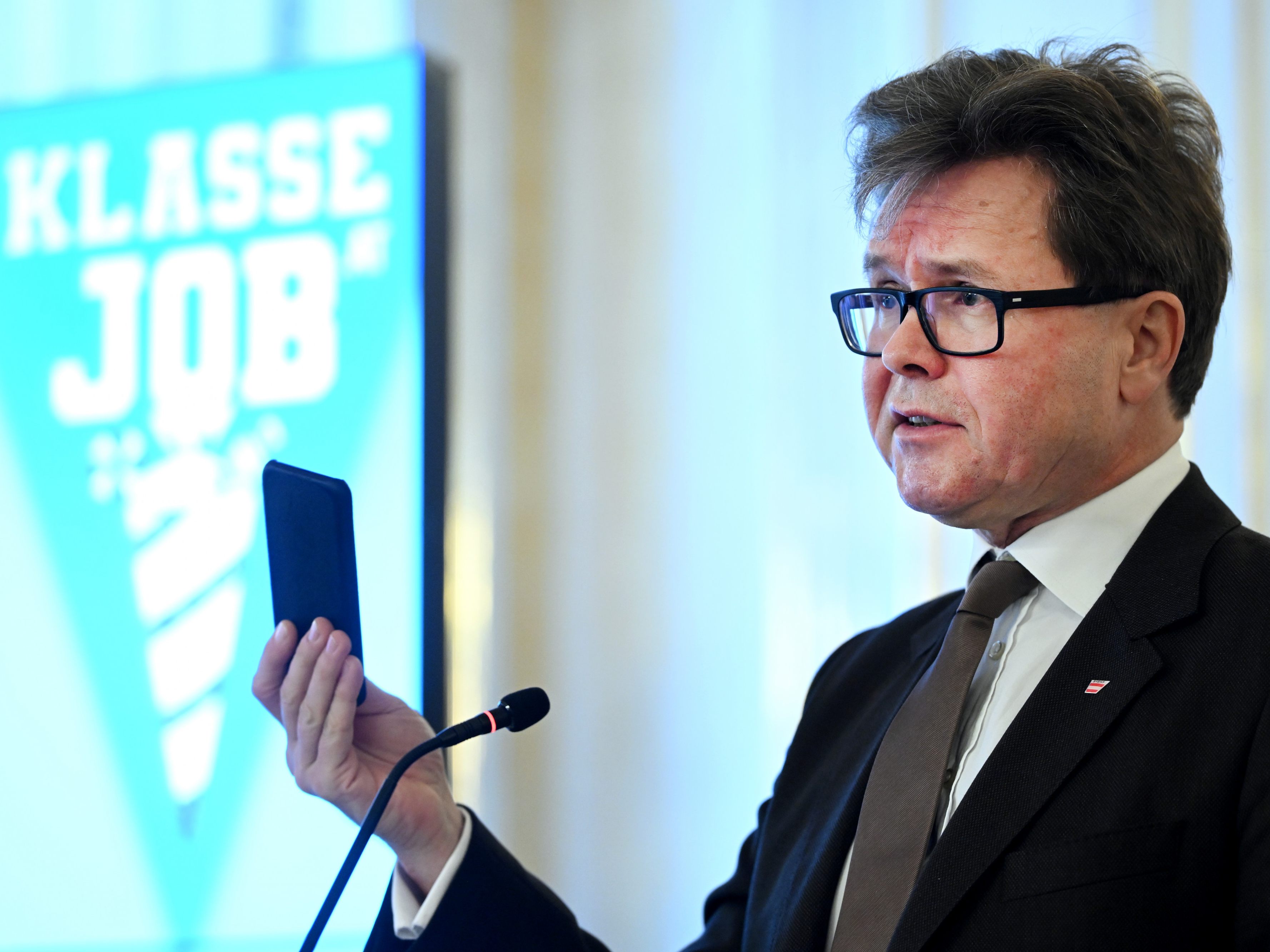 Polaschek wirbt mit Strategie "Klasse Job" um Lehrer-Personal. Polaschek wirbt mit Strategie "Klasse Job" um Lehrer-Personal.