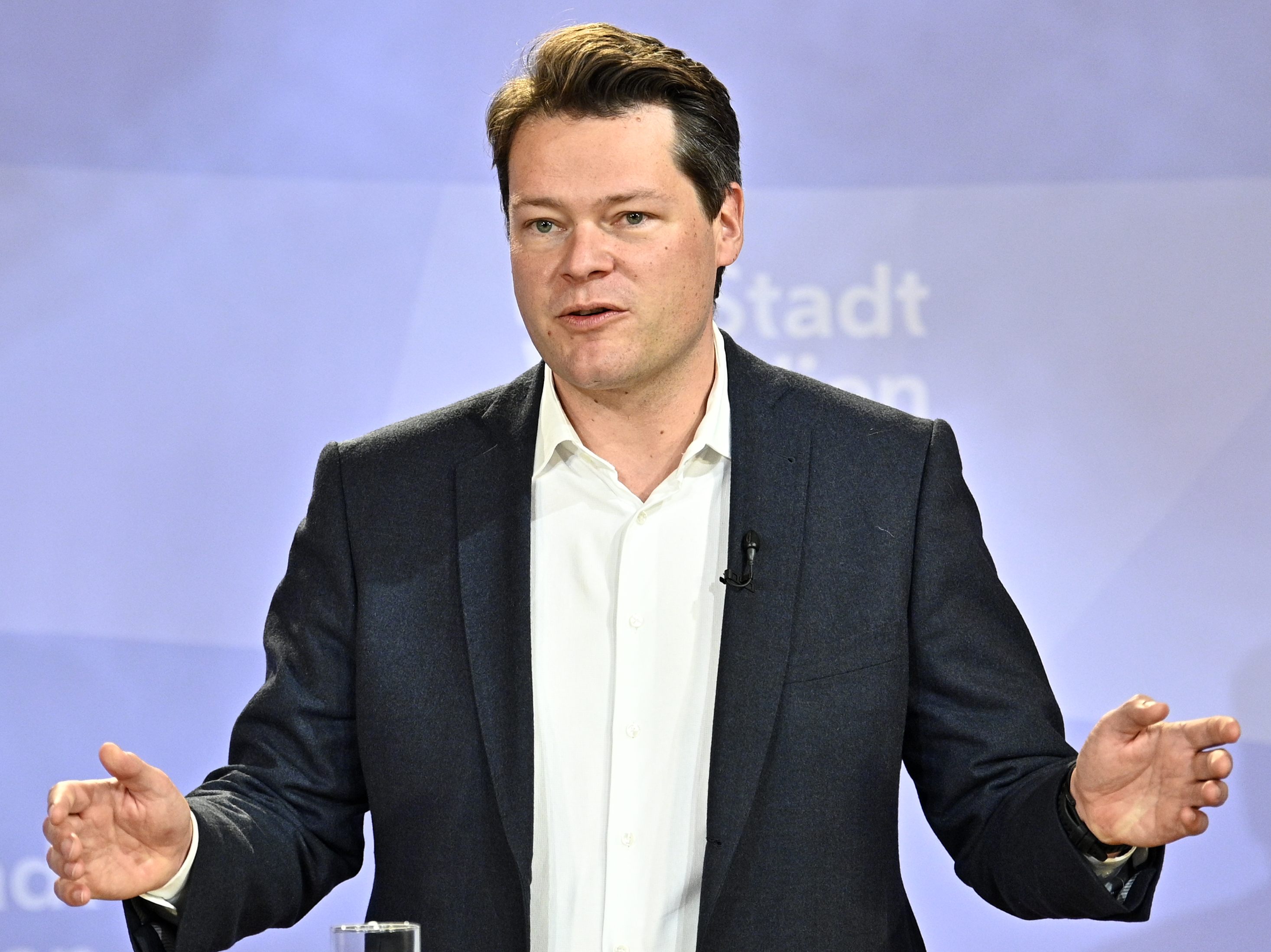 Laut Umweltstadtrat Jürgen Czernohorszky (SPÖ) plane die Stadt Wien ein eigenes Klimaschutzgesetz. Laut Umweltstadtrat Jürgen Czernohorszky (SPÖ) plane die Stadt Wien ein eigenes Klimaschutzgesetz.