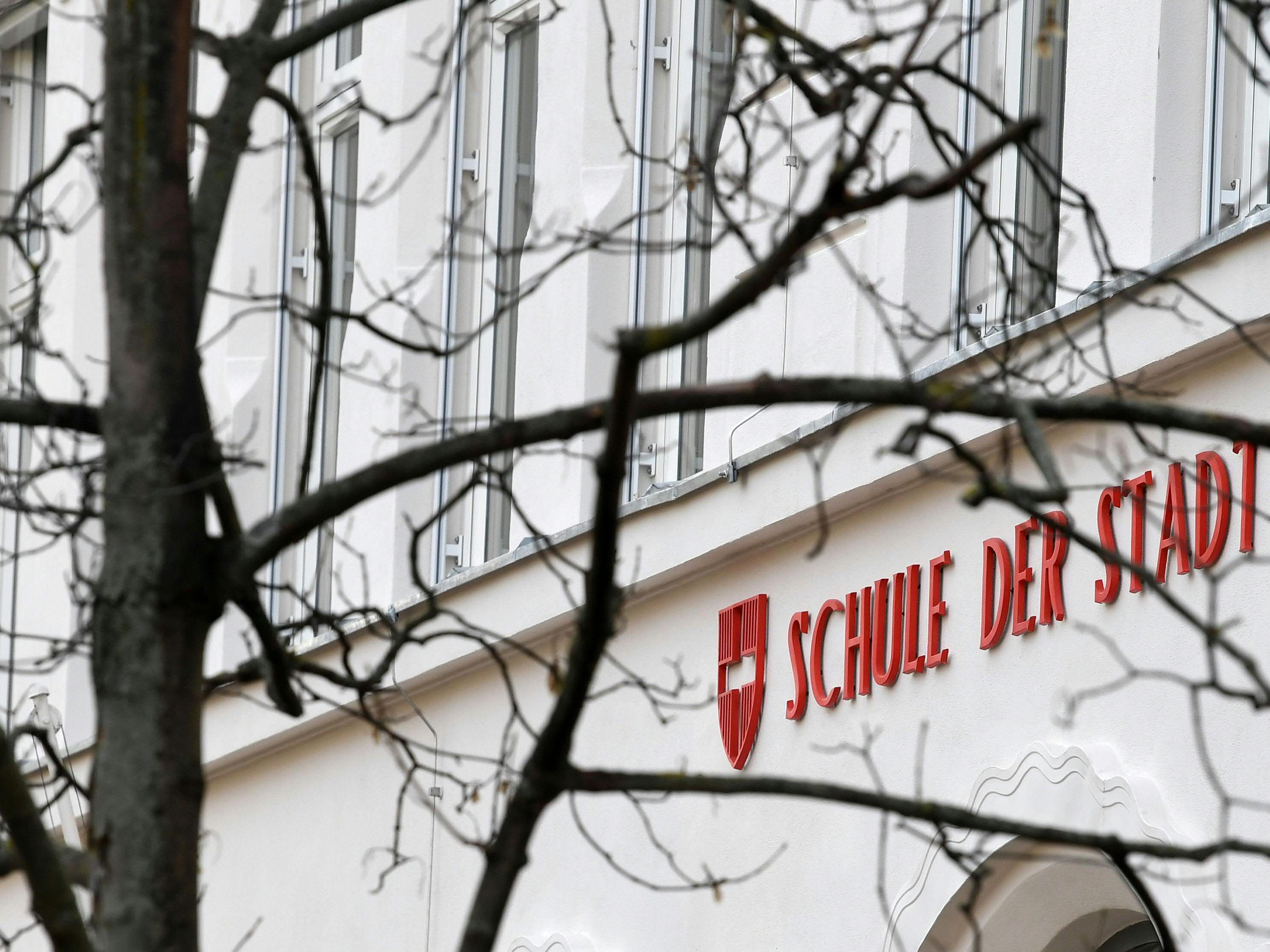 Im Missbrauchsfall rund um einen Wiener Sportlehrer erscheint die Wiener KJA in einem schiefen Licht.