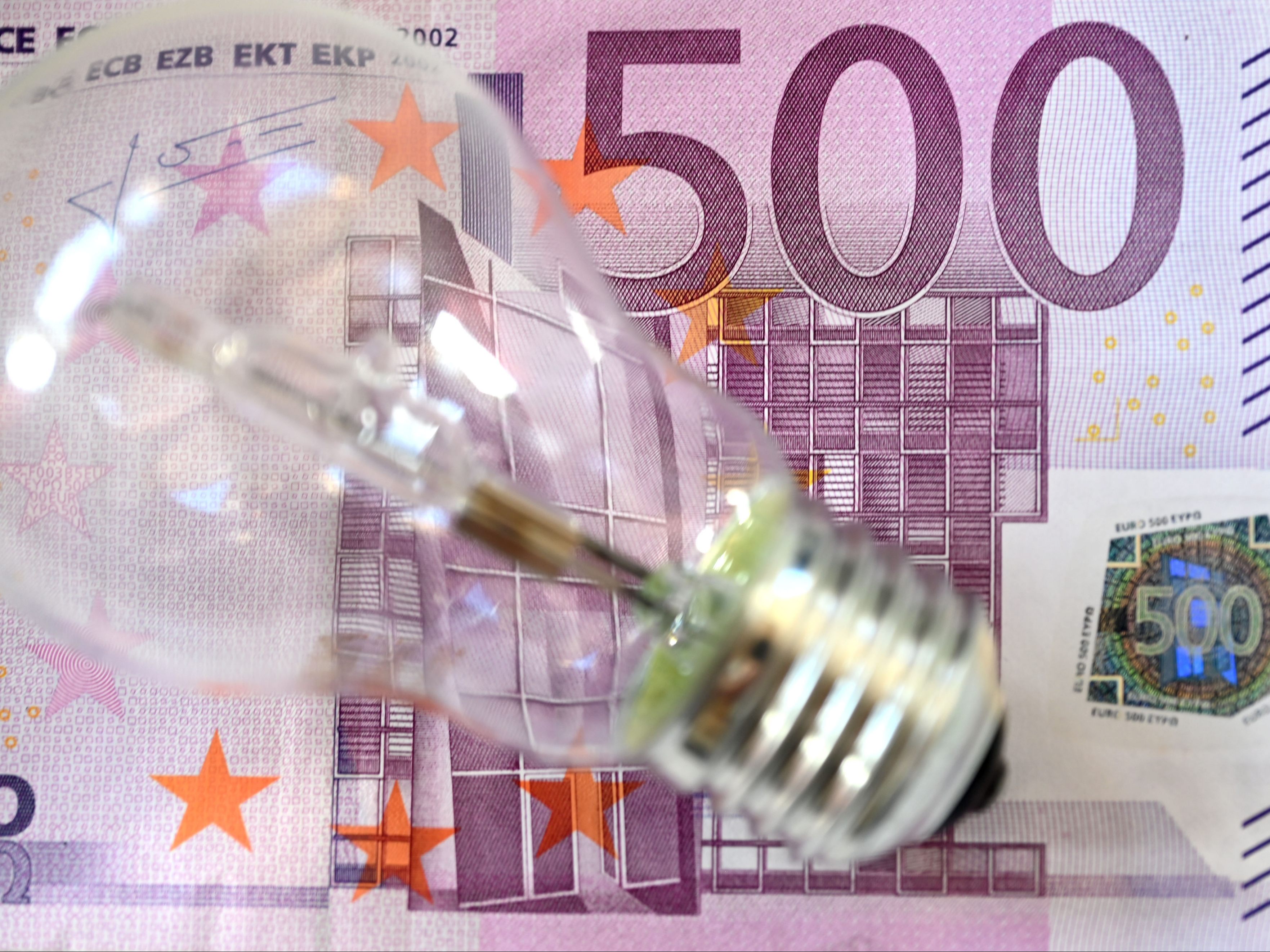 Das WIFO kritisiert die Maßnahme des Energiekostenzuschusses. Das WIFO kritisiert die Maßnahme des Energiekostenzuschusses.