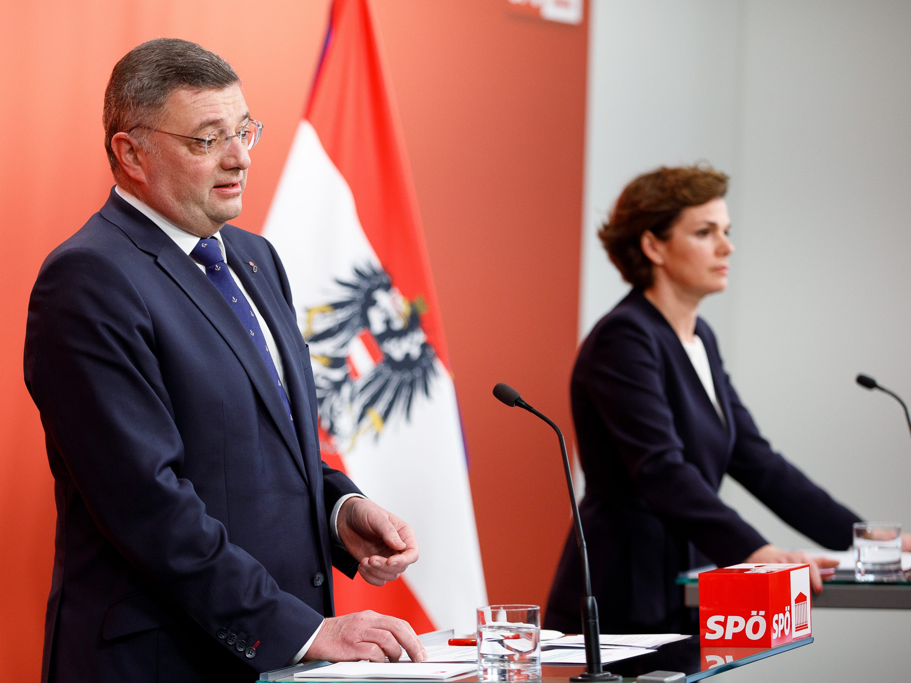 SPÖ-Vorsitzende Pamela Rendi-Wagner und stv. SPÖ-Klubvorsitzender Jörg Leichtfried