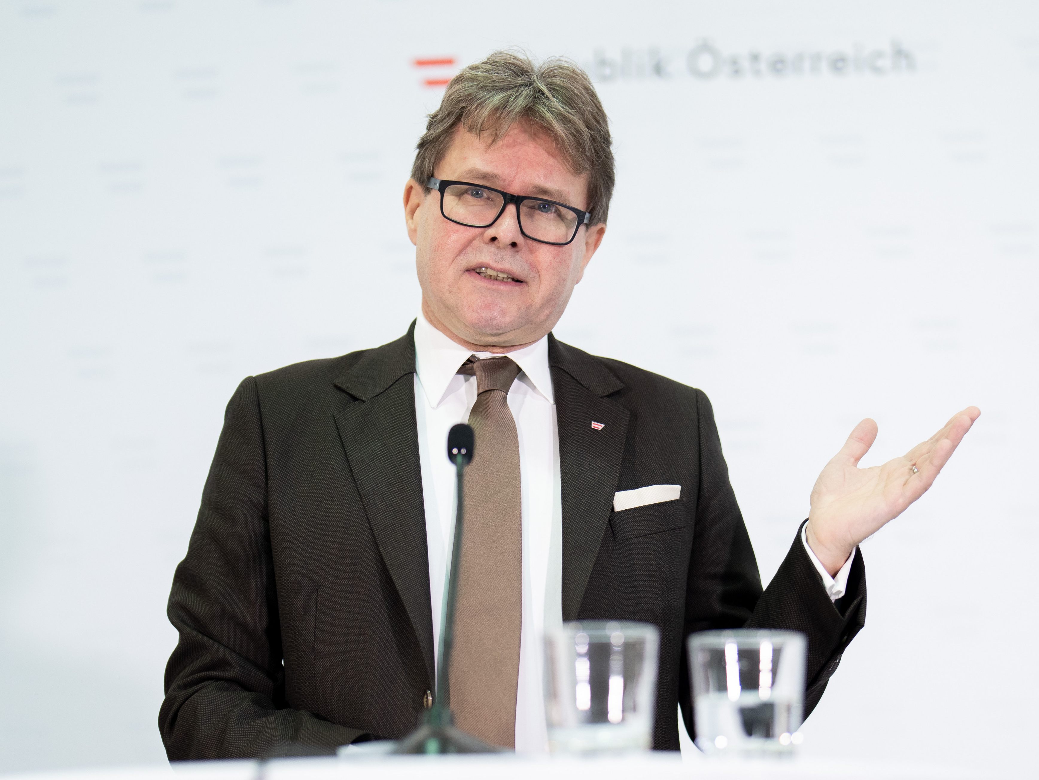 Bildungsminister Polaschek kündigt bereits Reform der Reform der Lehrpläne an.