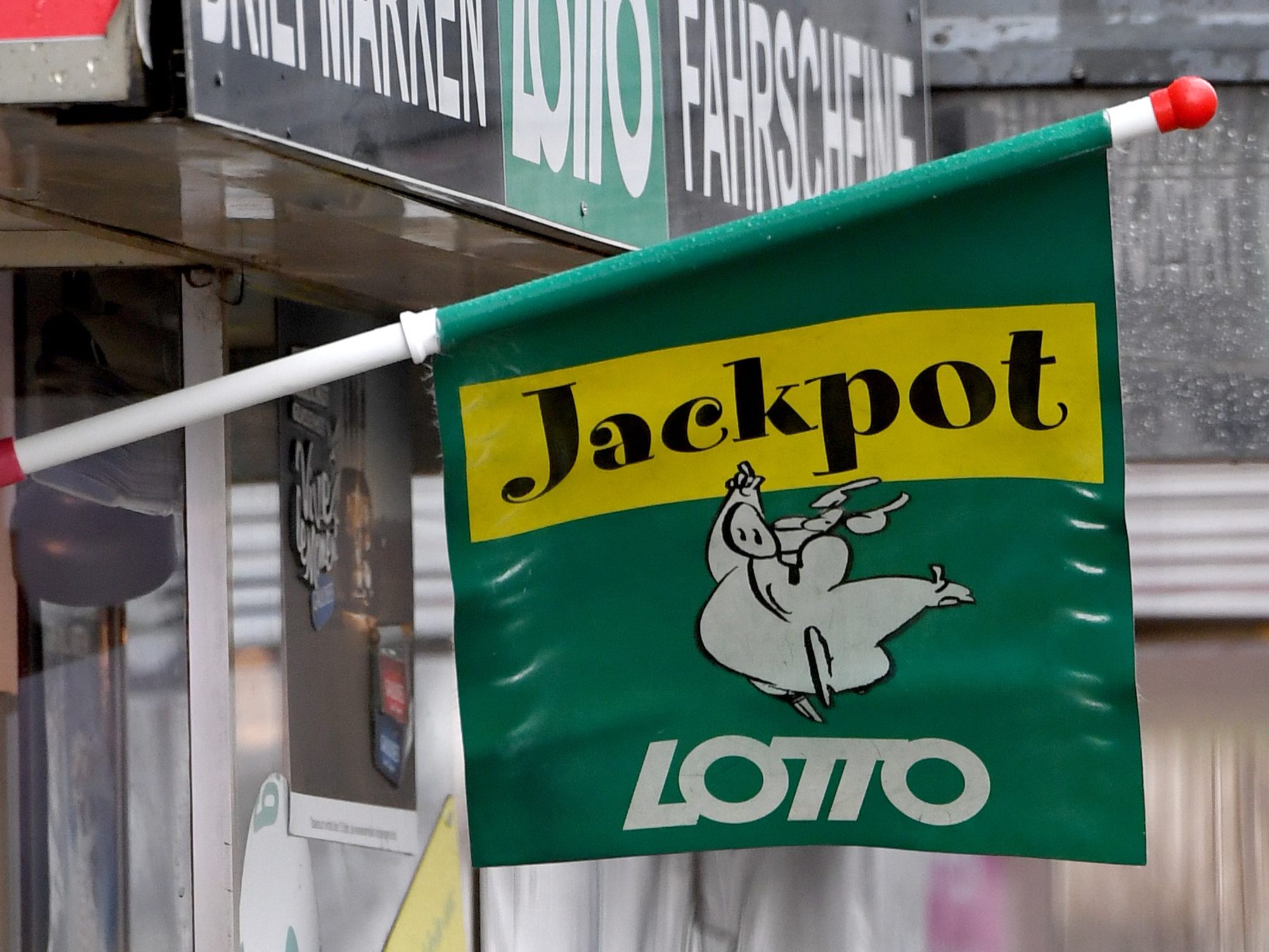Rund 1,3 Mio. Euro warten beim Lotto-Jackpot am Mittwoch im Topf.
