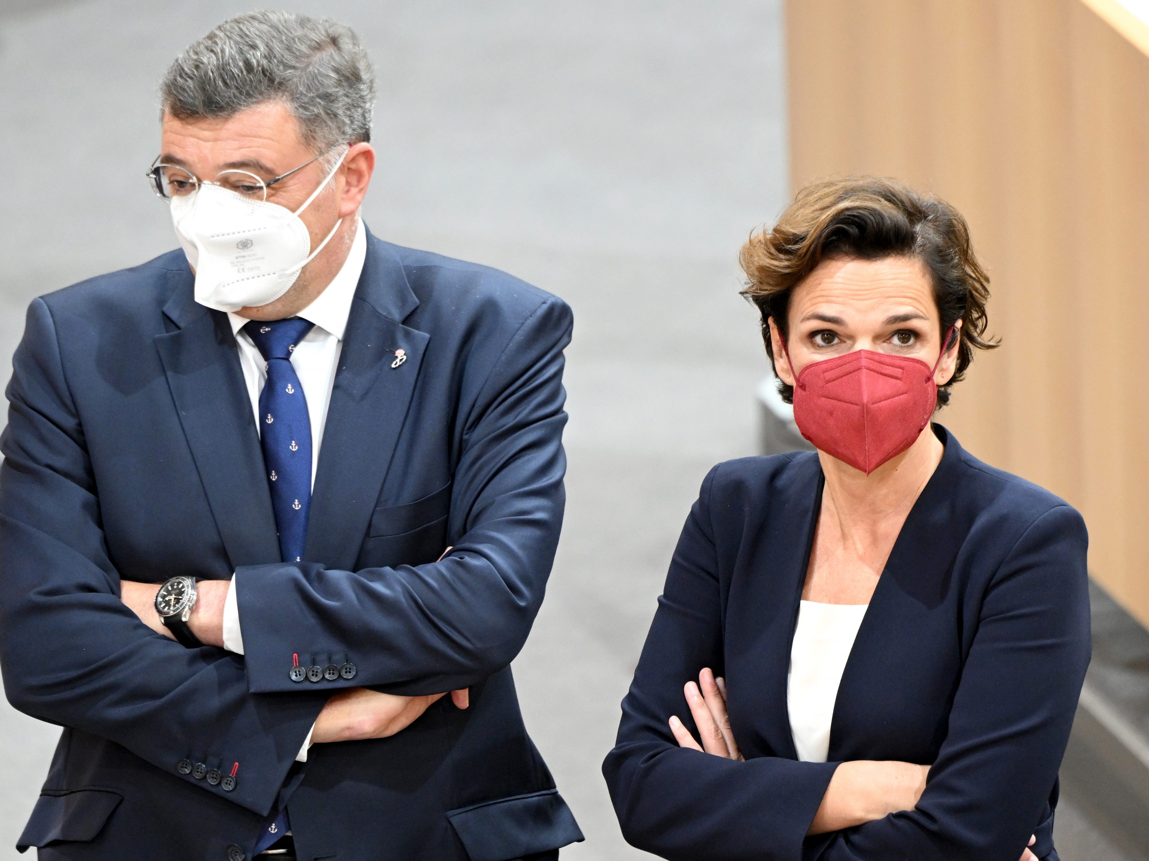 Die SPÖ will in der kommenden Nationalratssitzung einen Neuwahlantrag einbringen. Die SPÖ will in der kommenden Nationalratssitzung einen Neuwahlantrag einbringen.