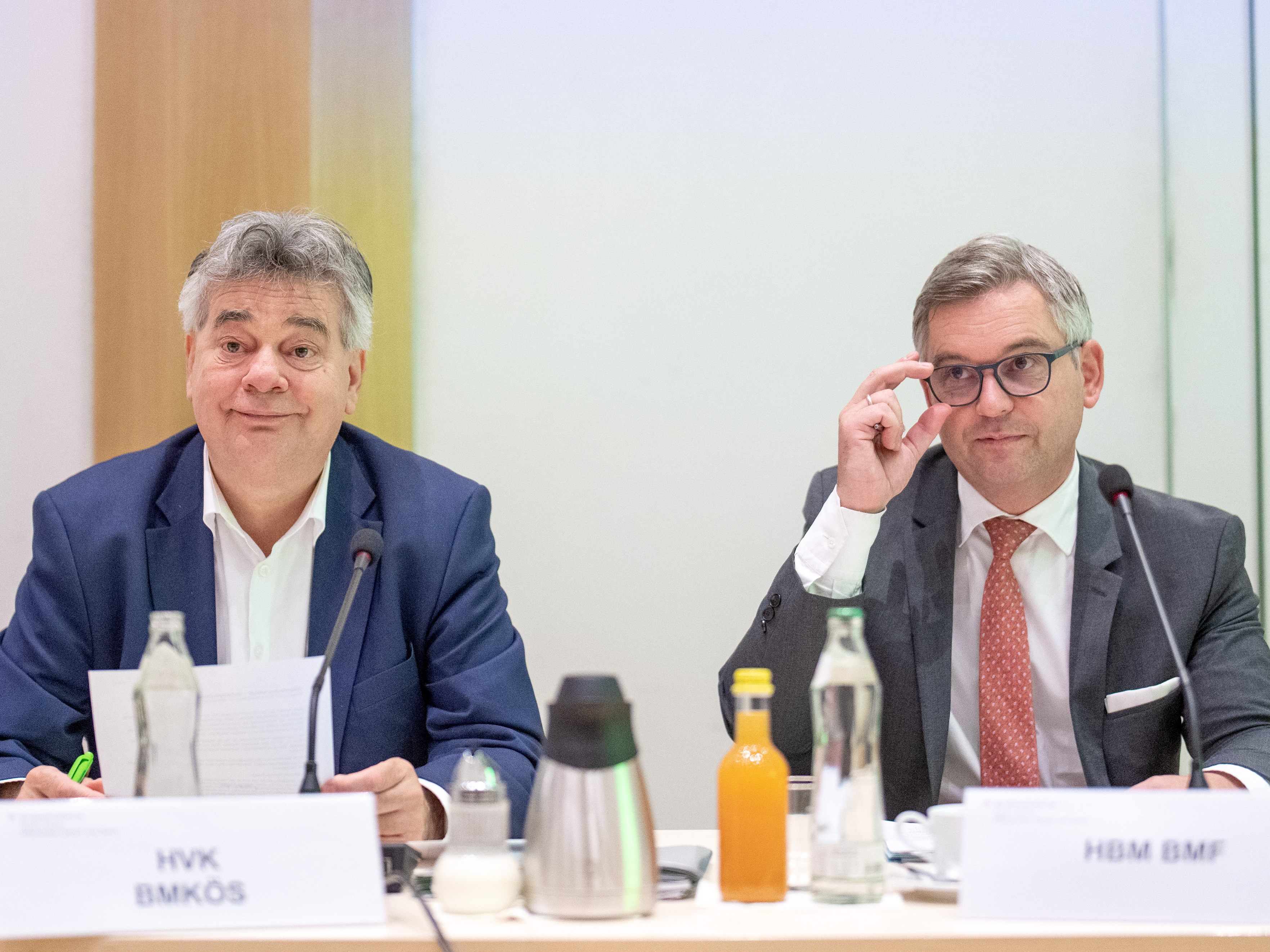 Werner Kogler ist für die Beamten zuständig. Die eröffneten am Donnerstag ihre Gehaltsverhandlungen. Werner Kogler ist für die Beamten zuständig. Die eröffneten am Donnerstag ihre Gehaltsverhandlungen.