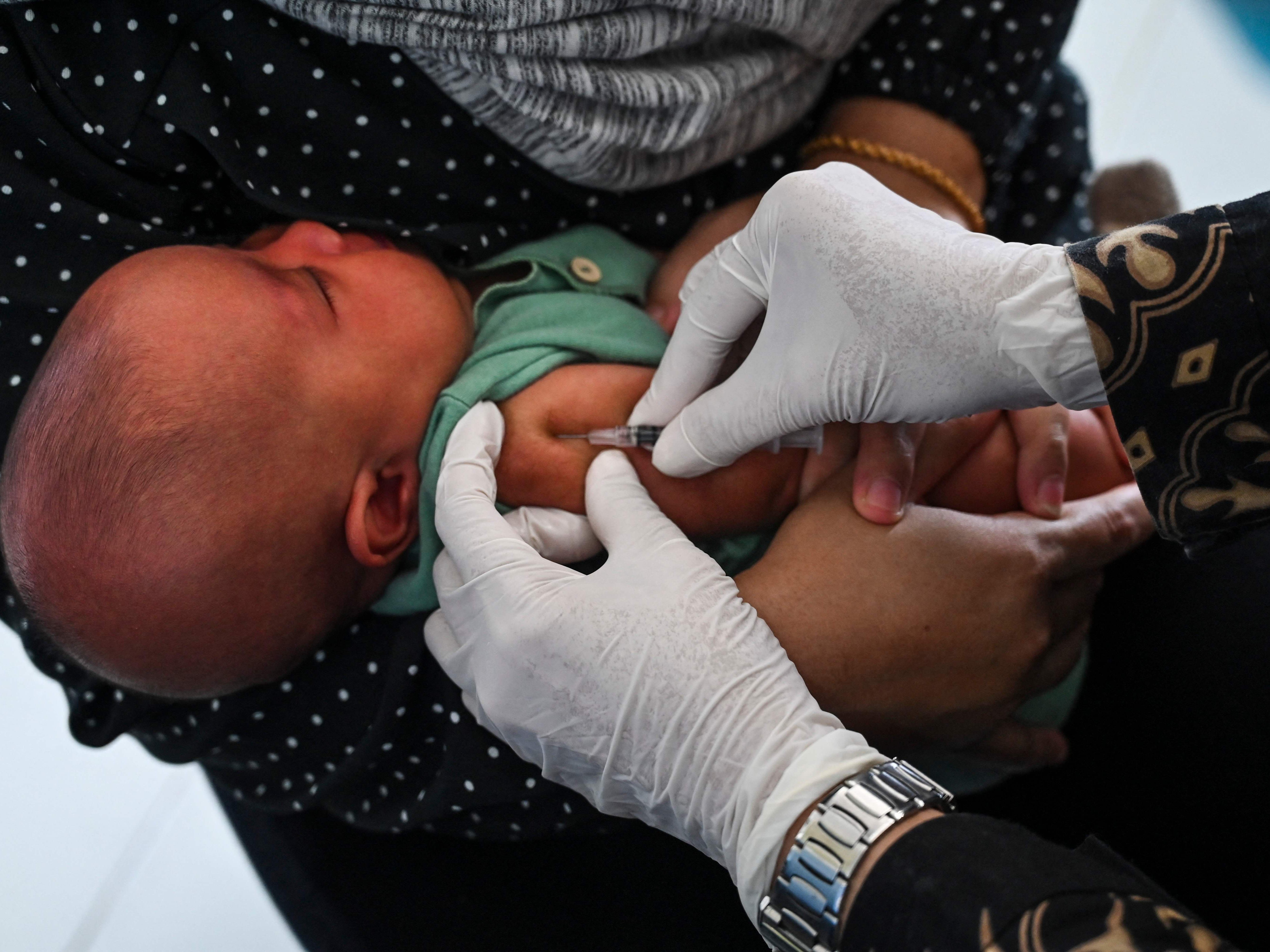 Das NIG empfiehlt die Corona-Impfung für Babys ab sechs Monaten mit Risiko. Das NIG empfiehlt die Corona-Impfung für Babys ab sechs Monaten mit Risiko.