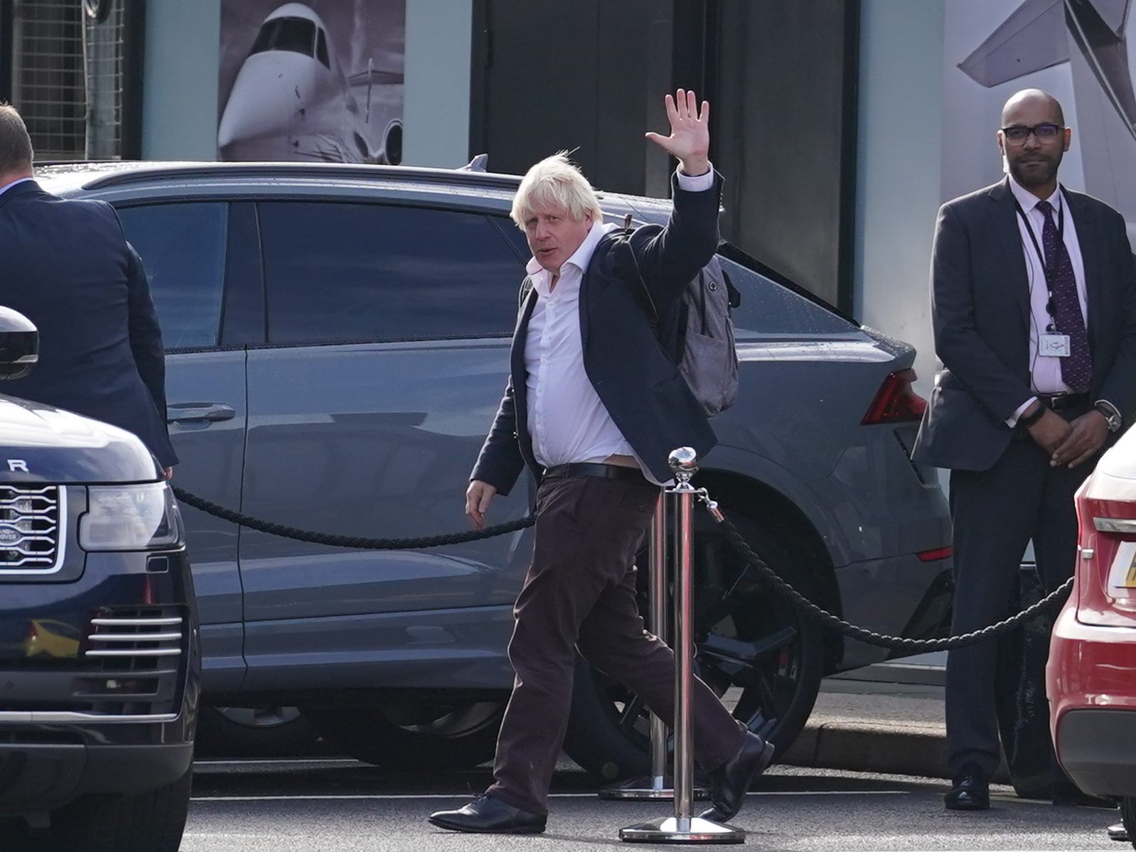 Boris Johnson verzichtet auf eine erneute Kandidatur für das Premiers-Amt. Boris Johnson verzichtet auf eine erneute Kandidatur für das Premiers-Amt.