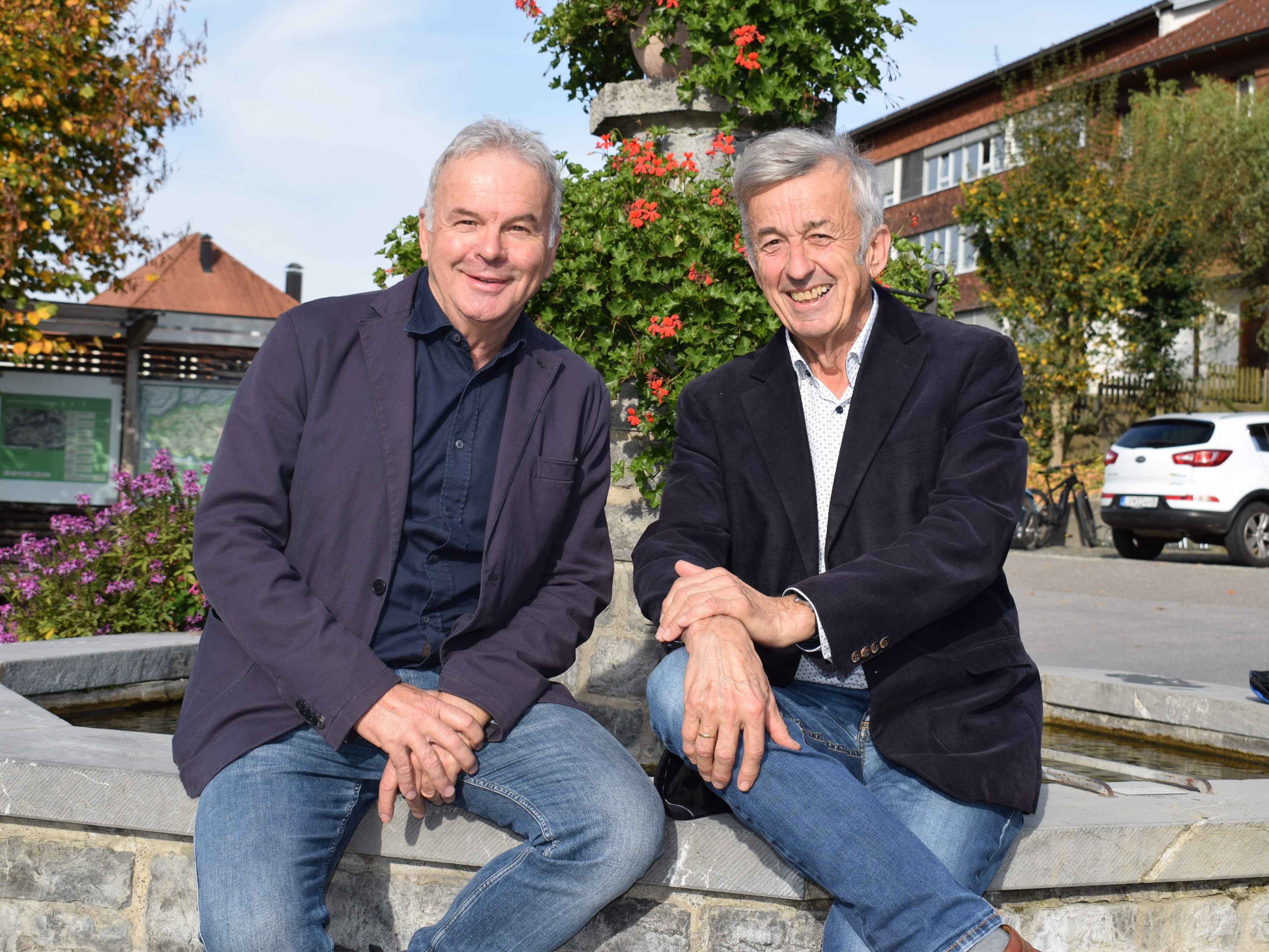 Michael Bartenstein und Wolfgang Troy lesen Texte von zwei großen Bregenzerwälder Mundartdichtern.