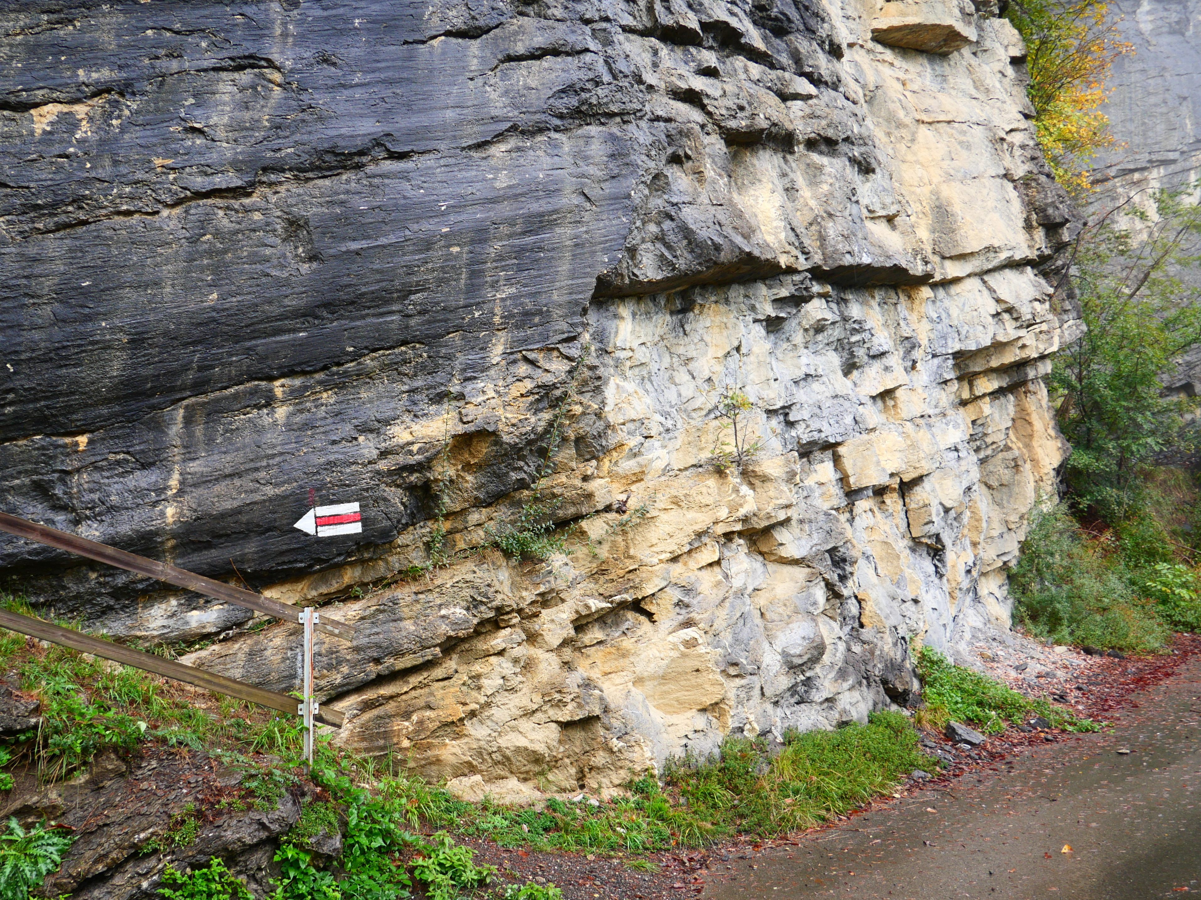 Gelber Schroffen