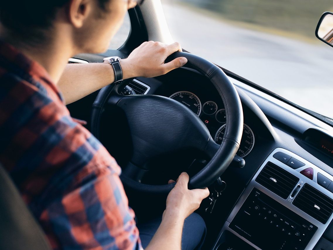 Mehr als die Hälfte der Autofahrer ärgert sich über andere Lenker.