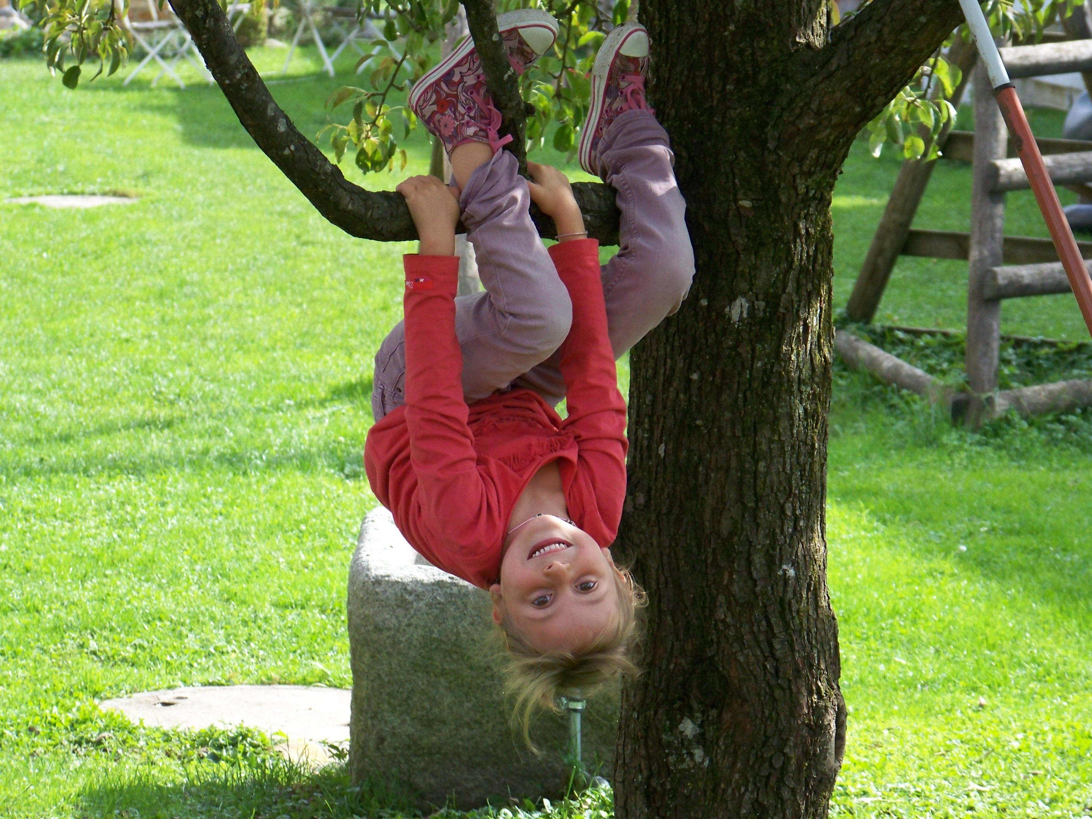 Kinder brauchen sichere Beziehungen - gerade dann, wenn Konflikte den Alltag auf den Kopf stellen.