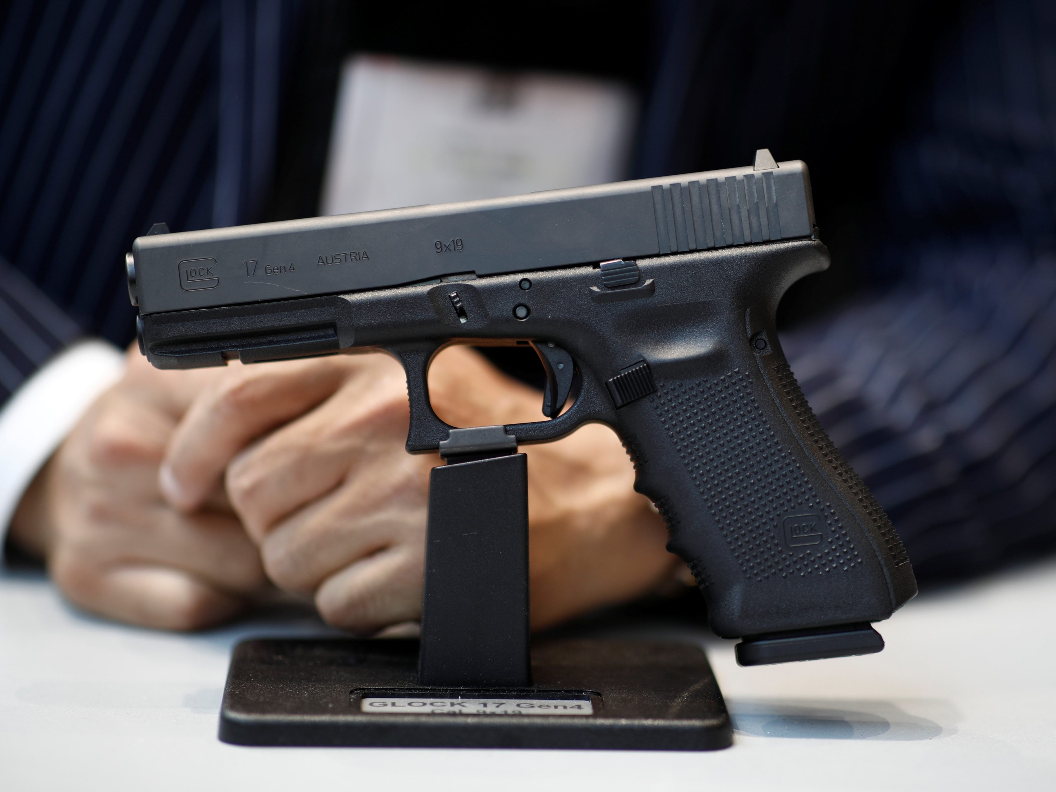 Pistolenproduzent Glock mit Rekordeinnahmen im Jahr 2021. Pistolenproduzent Glock mit Rekordeinnahmen im Jahr 2021.
