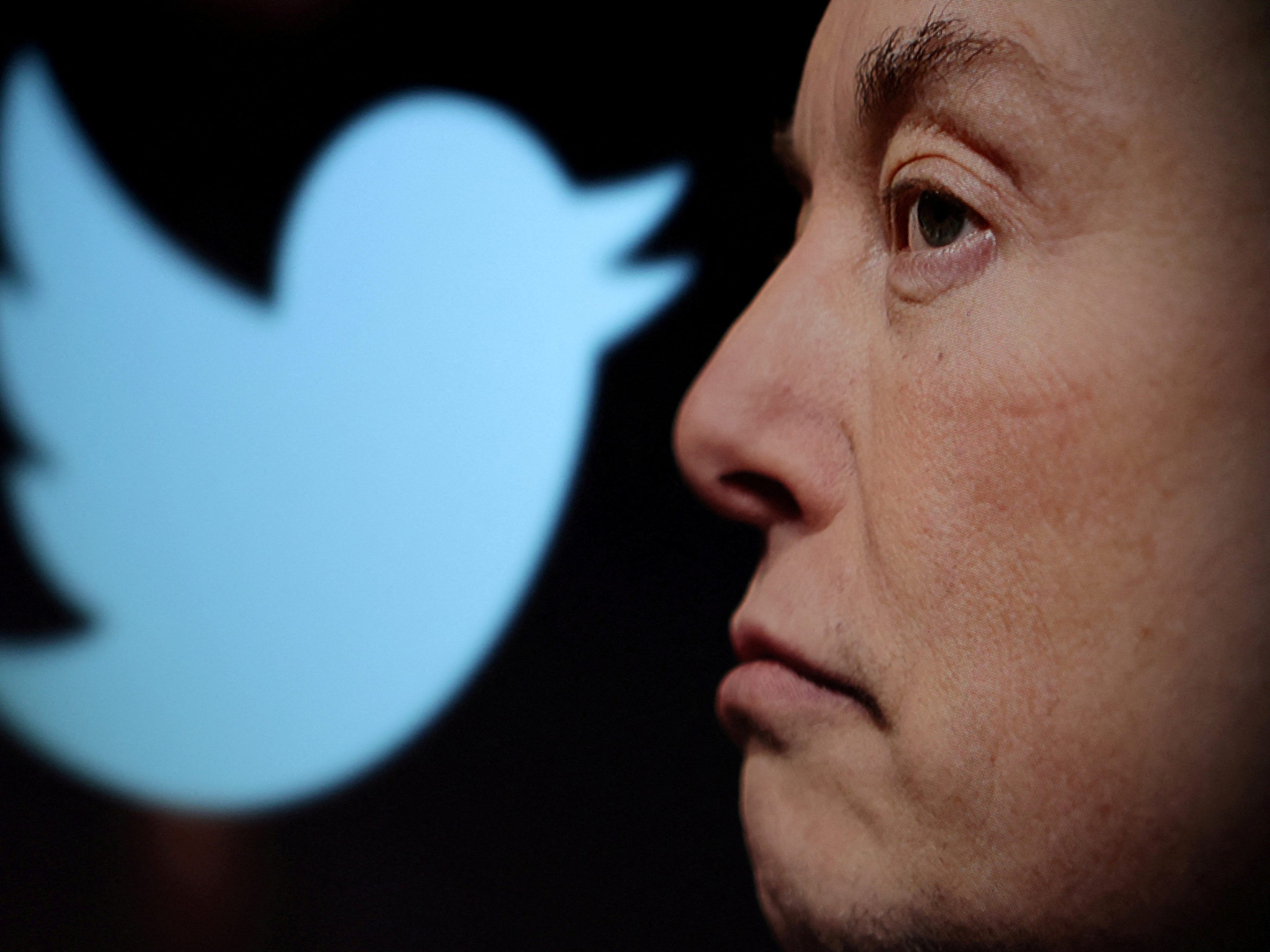 Rund die Hälfte der 7.500 Twitter-Mitarbeiter sollen am Freitag per E-Mail von ihrer Kündigung erfahren.