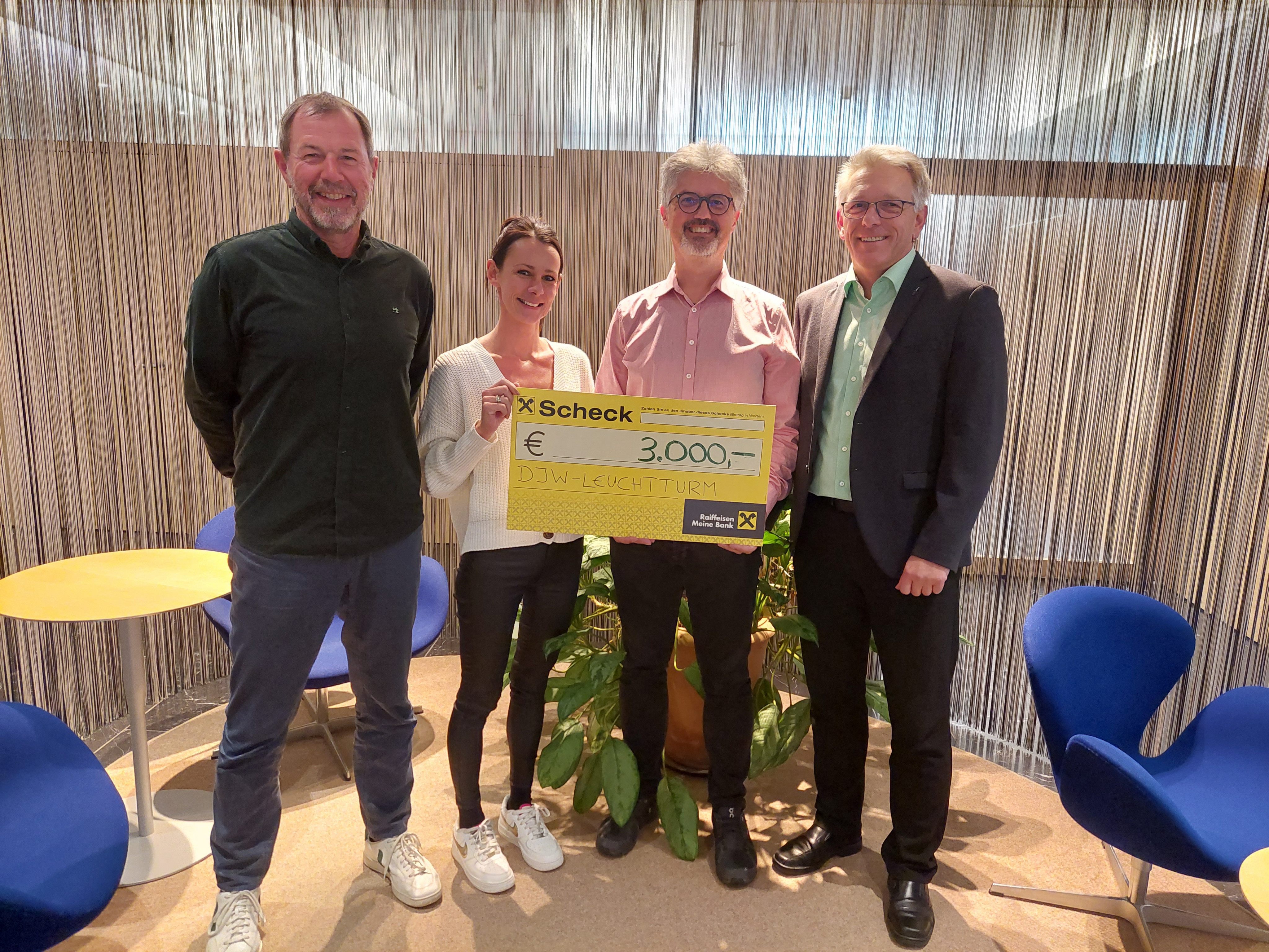 Markus Mittelberger (Basketball Lions), Stefanie Helm(Leuchtturm), Elmar Luger (Stadt Dornbirn, DJW GF), Udo Reiner (Raiba im Rheintal). (v.li.n.re.)
