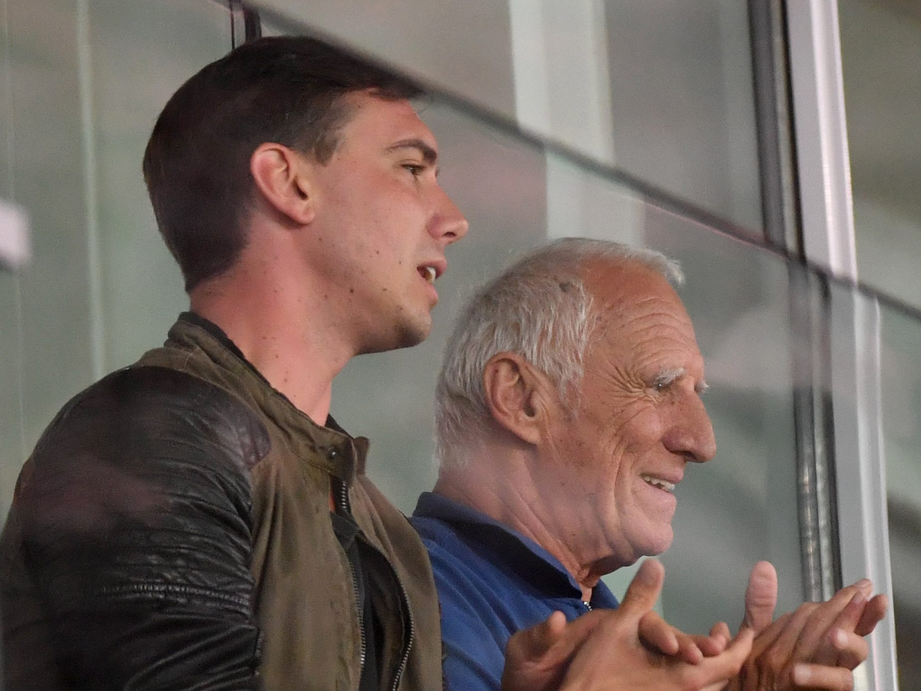 Mark Mateschitz mit seinem Vater Dietrich Mateschitz vor seinem Tod. Mark Mateschitz mit seinem Vater Dietrich Mateschitz vor seinem Tod.