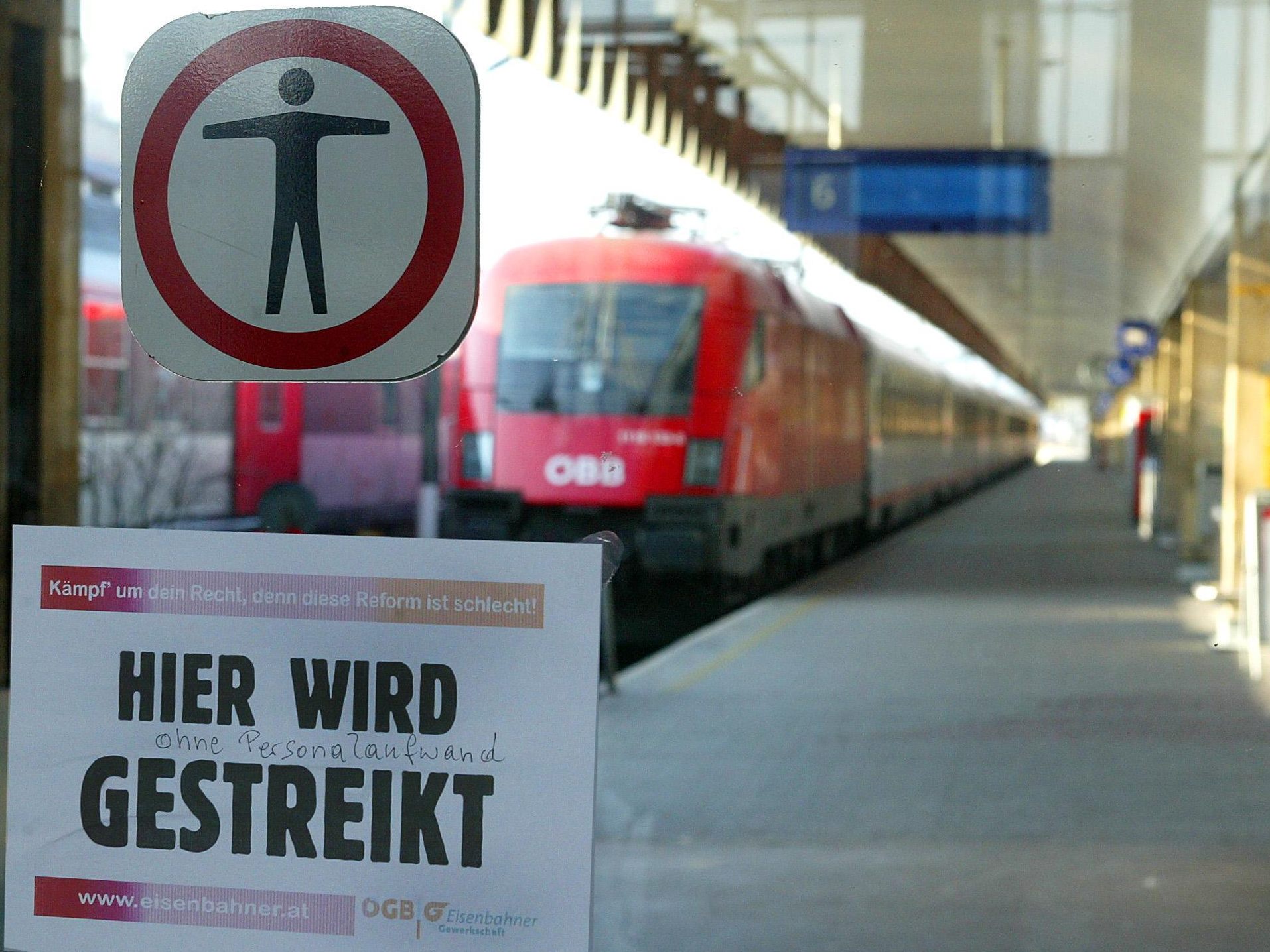 Nach dem Scheitern der Eisenbahner-KV-Verhandlungen wird am Montag gestreikt.