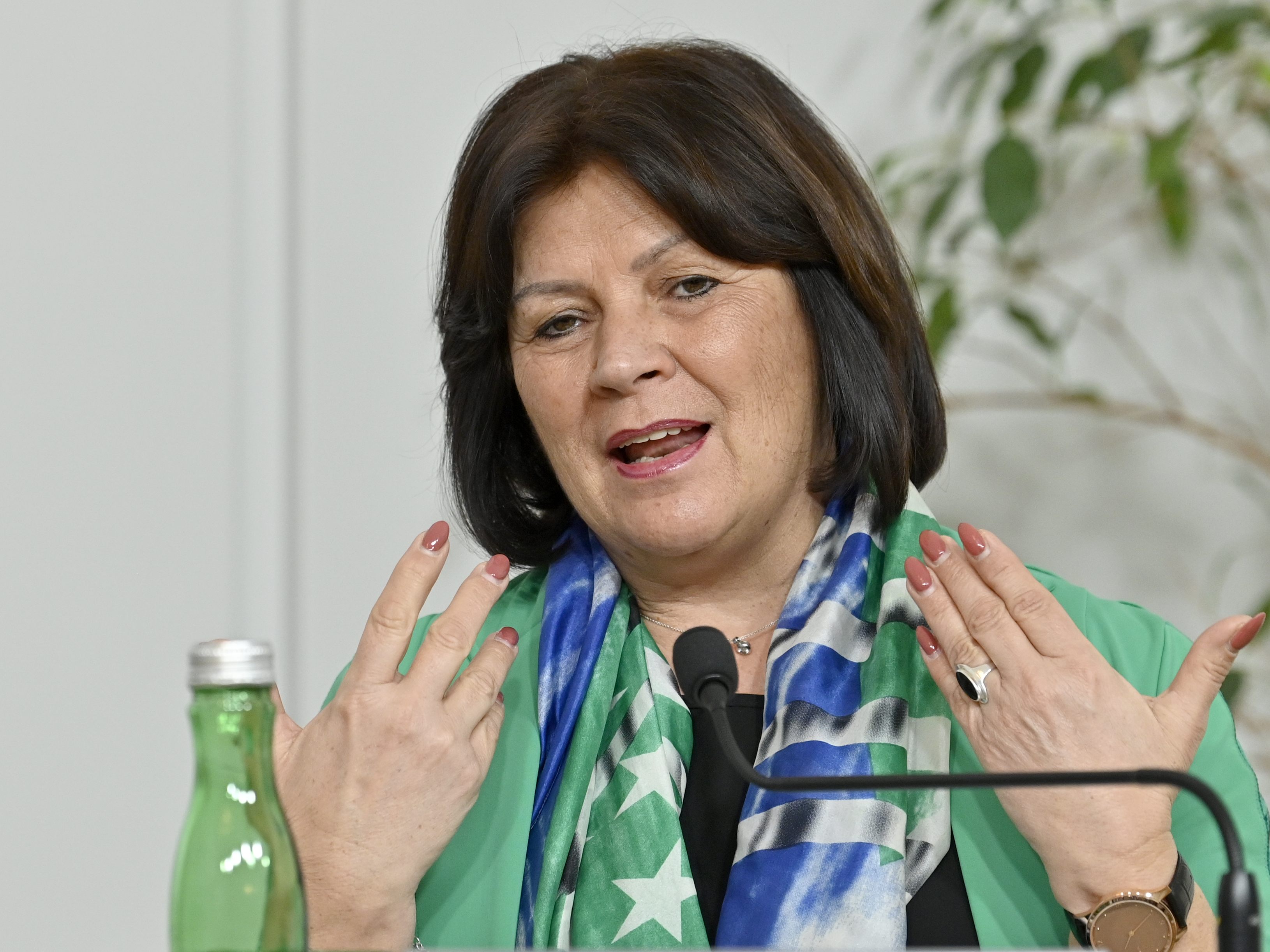Anderl-Botschaft: Arbeitszeitverkürzungen hilfreich gegen Fachkräftemangel. Anderl-Botschaft: Arbeitszeitverkürzungen hilfreich gegen Fachkräftemangel.