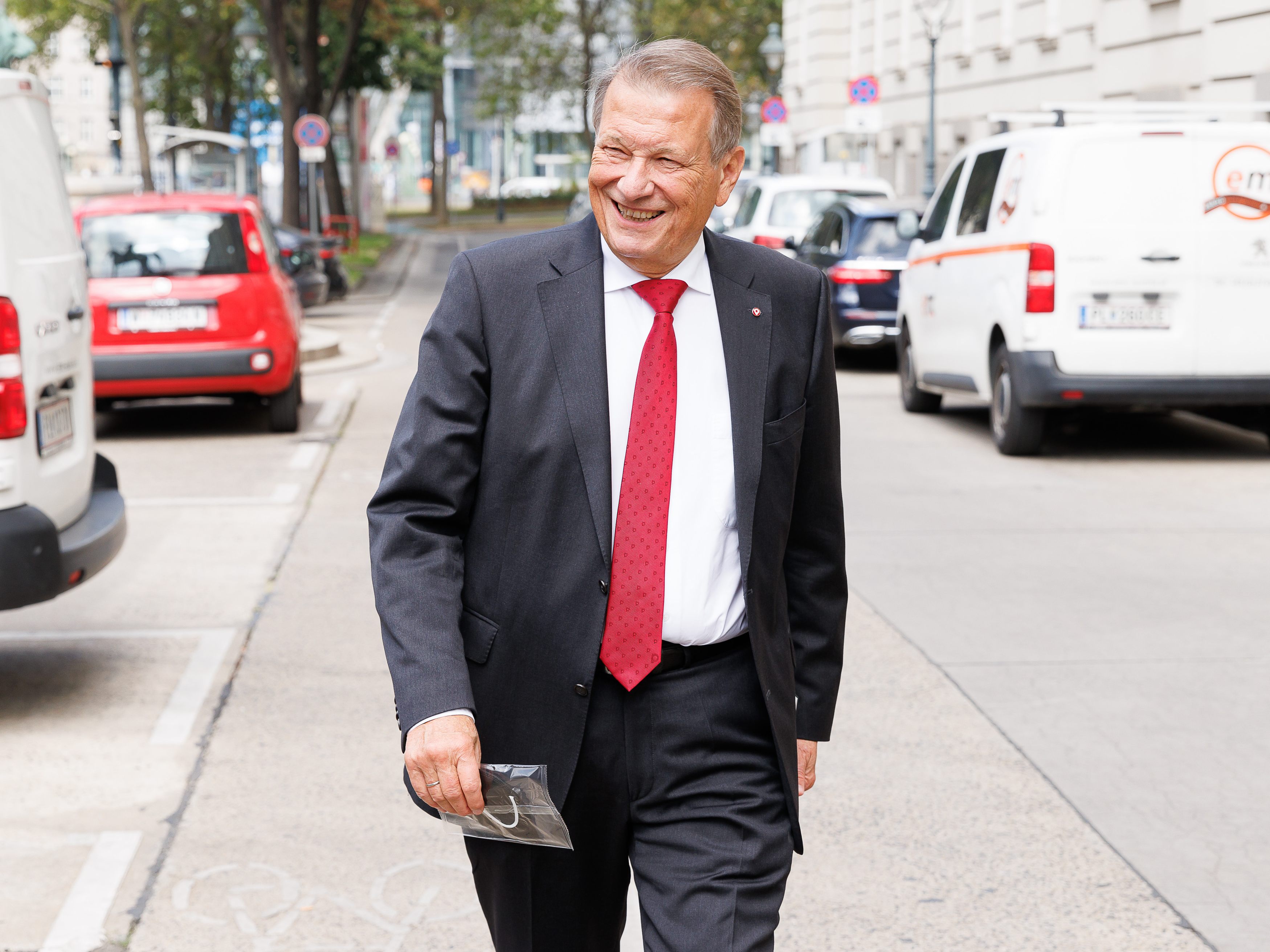 Präsident des SPÖ-Pensionistenverbandes Peter Kostelka stellt sich der Wiederwahl. Präsident des SPÖ-Pensionistenverbandes Peter Kostelka stellt sich der Wiederwahl.