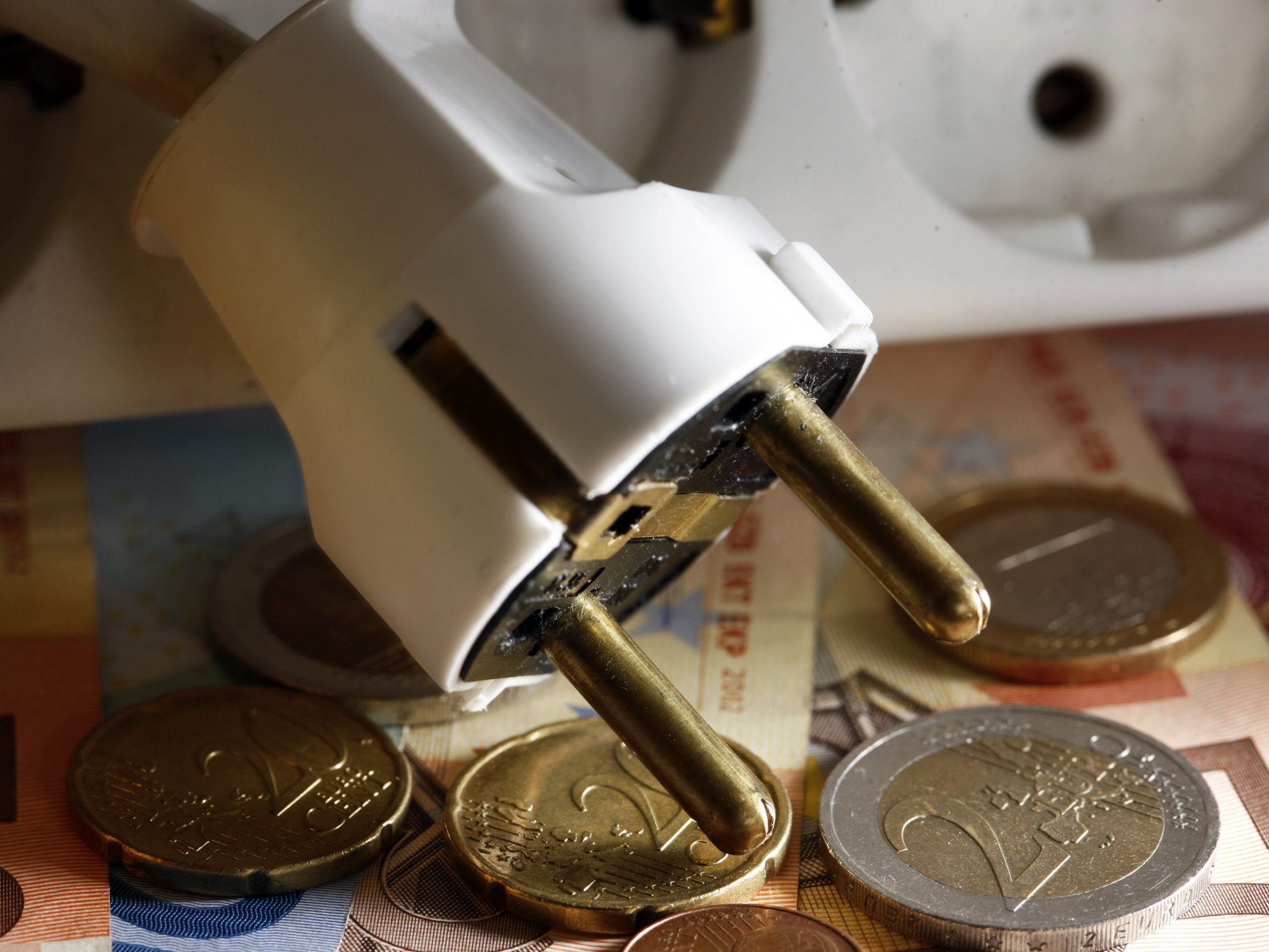Die Arbeiterkammer warnt vor einem erneuten Anstieg der Strompreise. Die Arbeiterkammer warnt vor einem erneuten Anstieg der Strompreise.