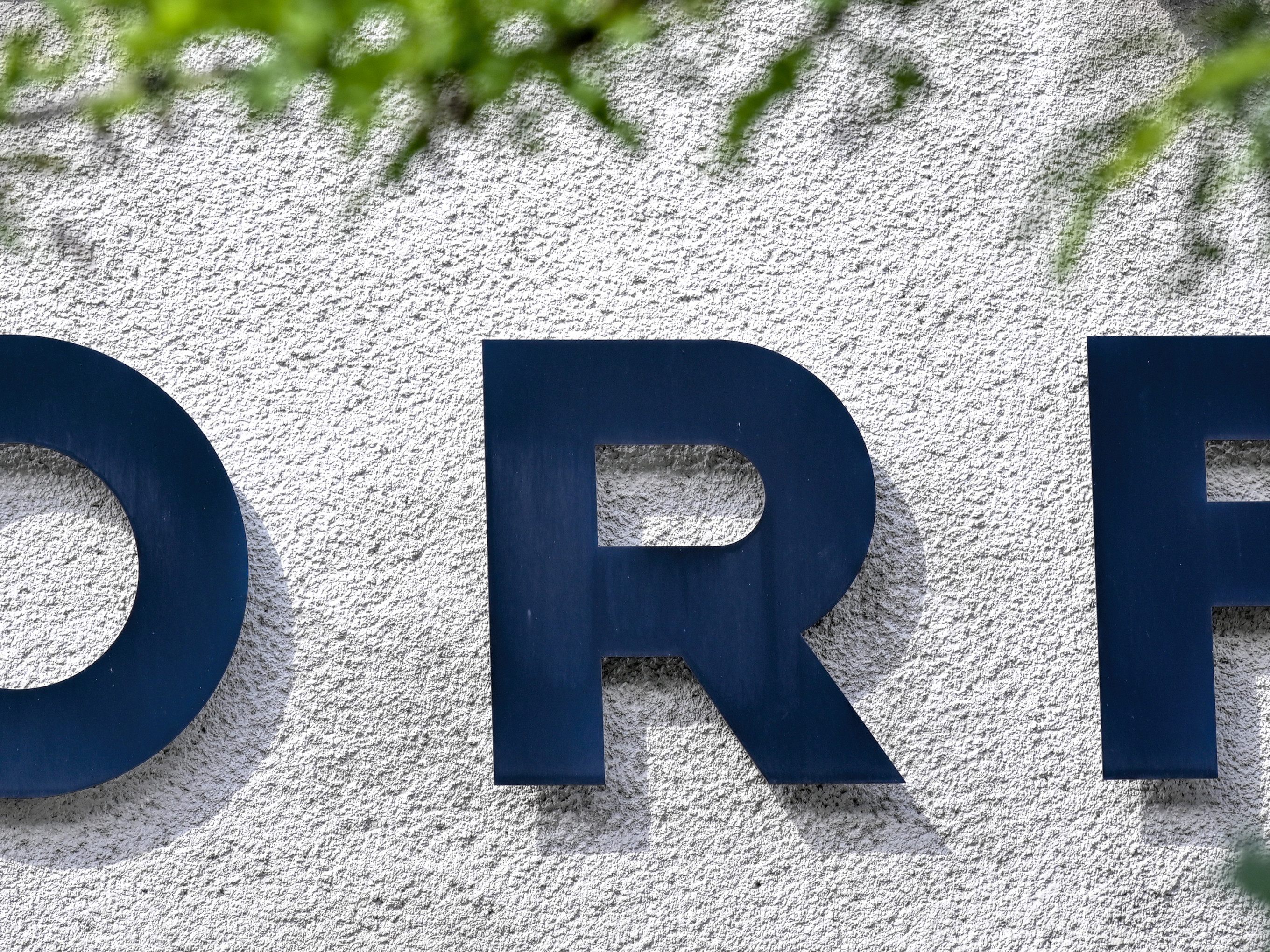 Im ORF gibt es am Donnerstag eine Redaktionsversammlung. Im ORF gibt es am Donnerstag eine Redaktionsversammlung.