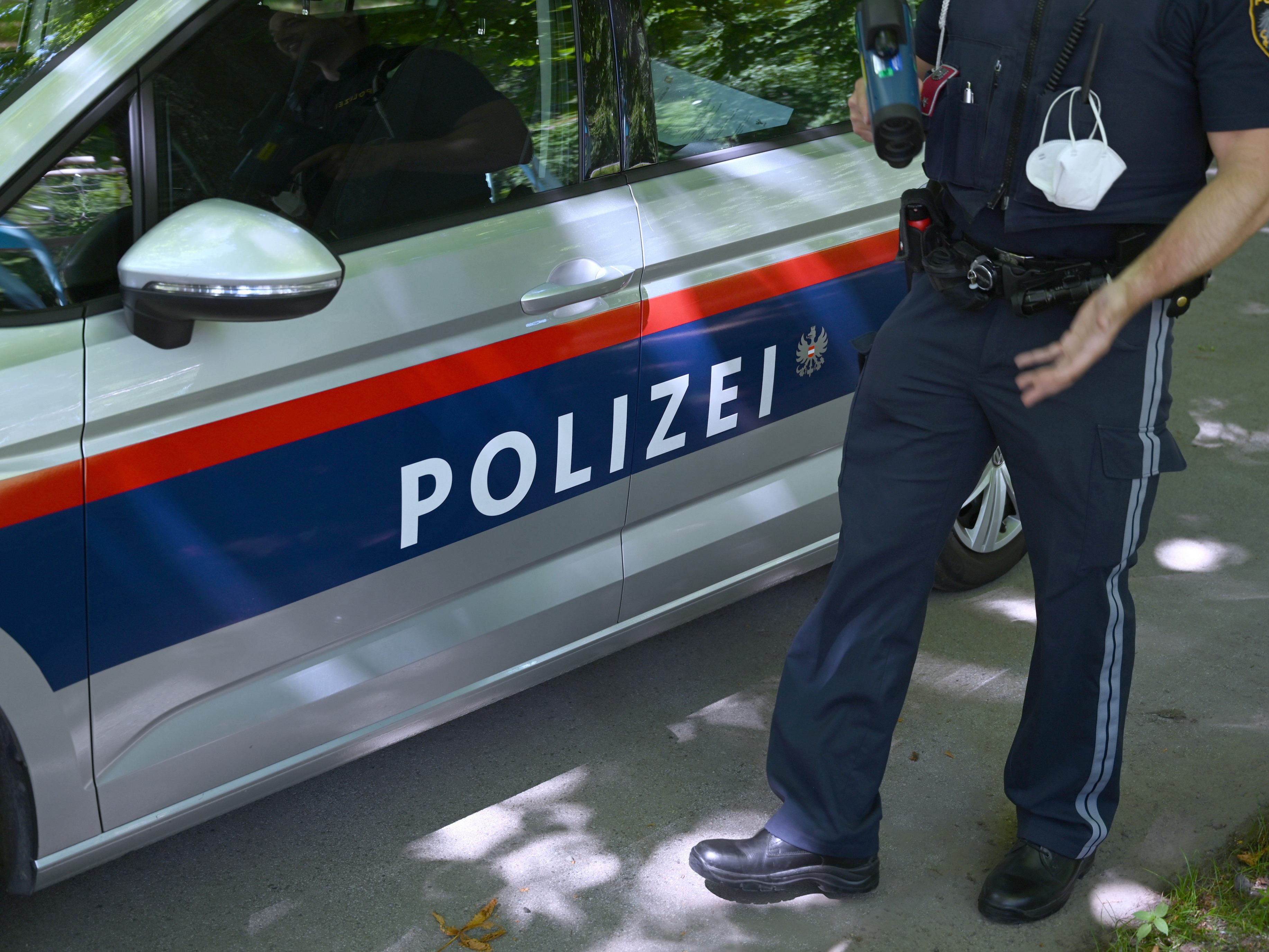 Die Polizei konnte ein illegales Auto-Wettrennen in Wien-Floridsdorf auflösen.