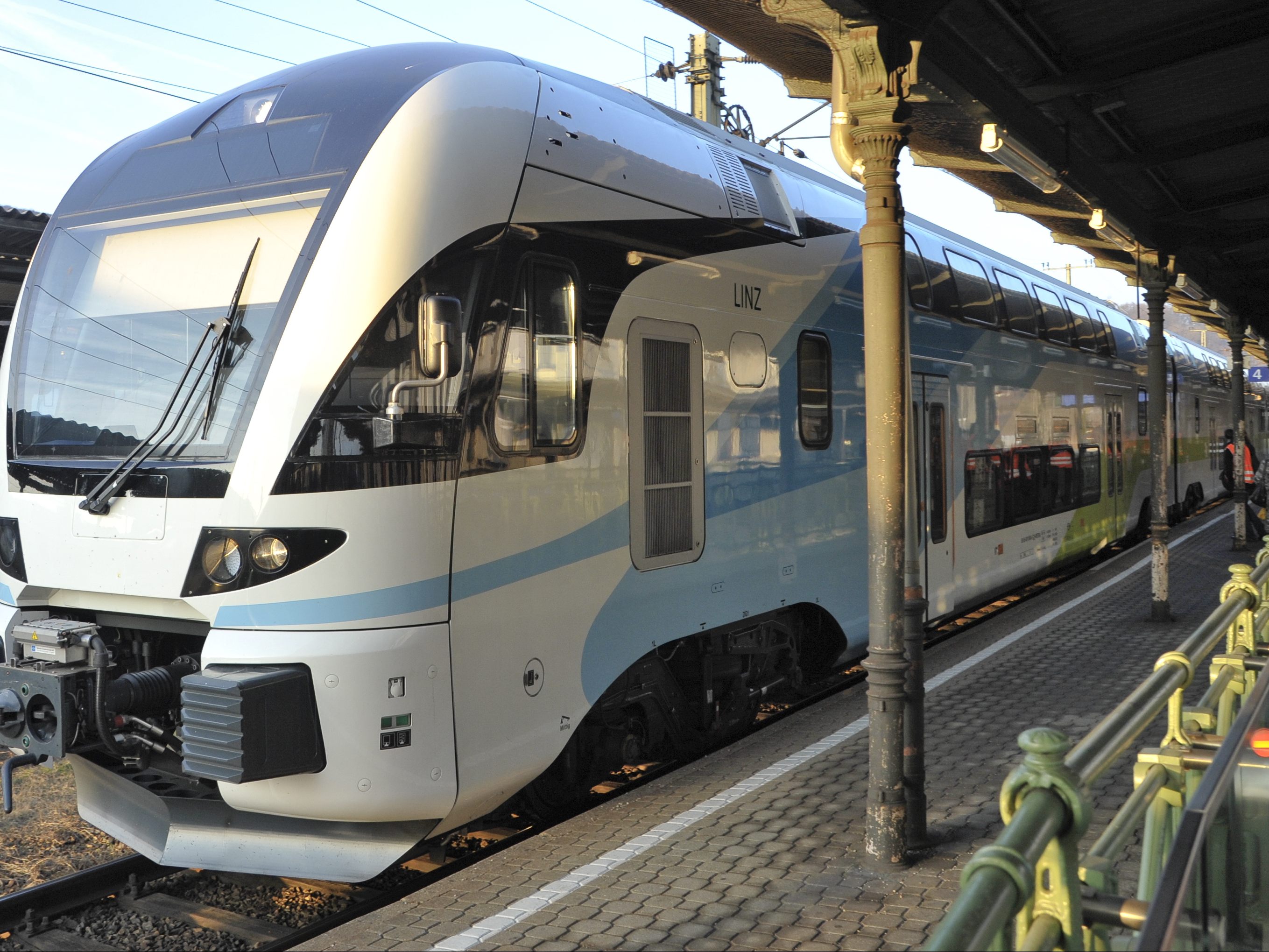 Ab dem 1. Dezember erhöht die Westbahn freiwillig die Gehälter. Ab dem 1. Dezember erhöht die Westbahn freiwillig die Gehälter.