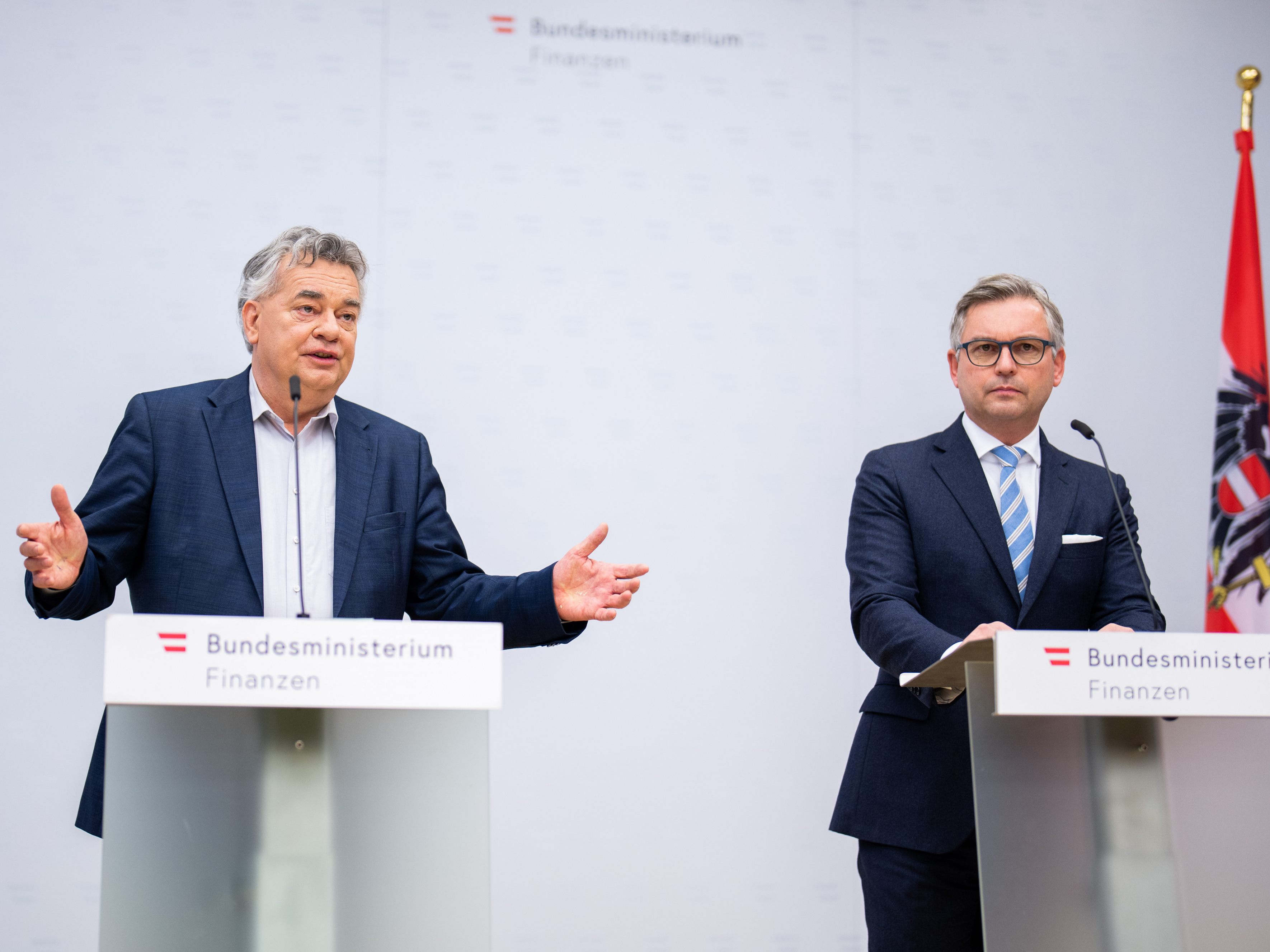 Gewinnabschöpfung für Öl/Gasfirmen, Erlösgrenze für Stromerzeuger. Gewinnabschöpfung für Öl/Gasfirmen, Erlösgrenze für Stromerzeuger.