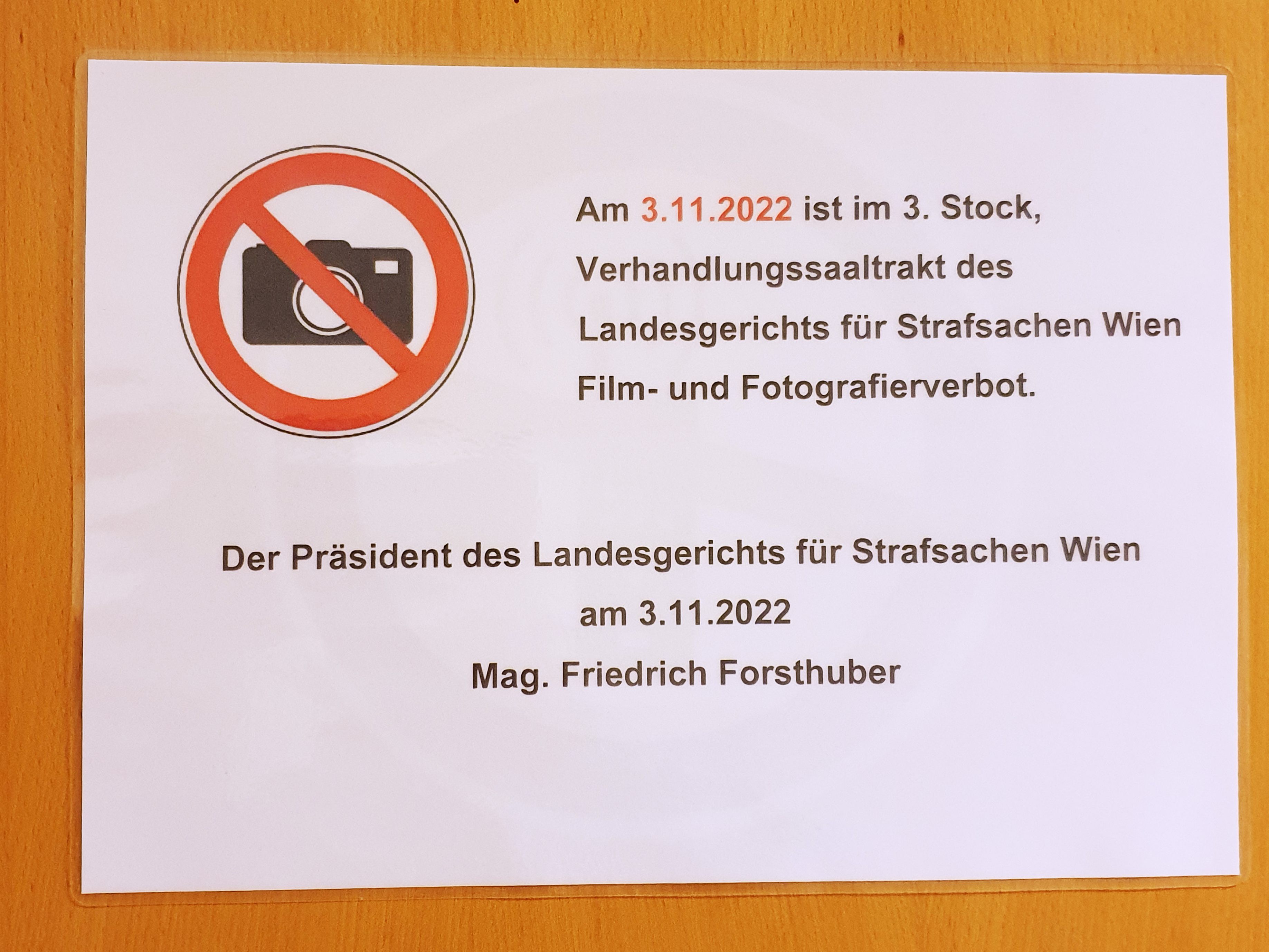 Bei einem Prozess am Wiener Landesgericht stand am Donnerstag ein mutmaßlicher Mafia-Boss vor Gericht.