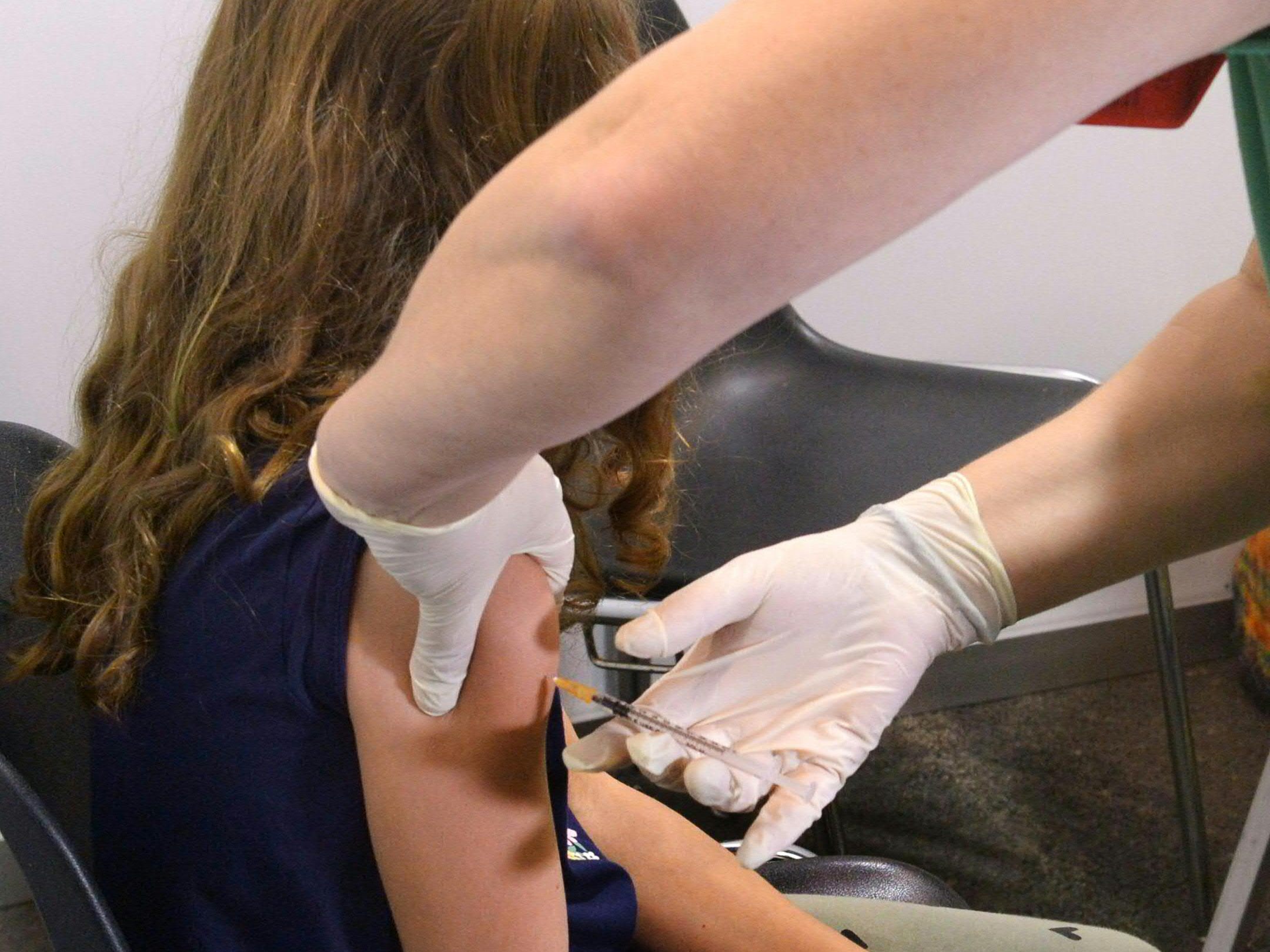 Ab Februar 2023 wird die HPV-Impfung bis zum 21. Lebensjahr kostenlos angeboten. Ab Februar 2023 wird die HPV-Impfung bis zum 21. Lebensjahr kostenlos angeboten.
