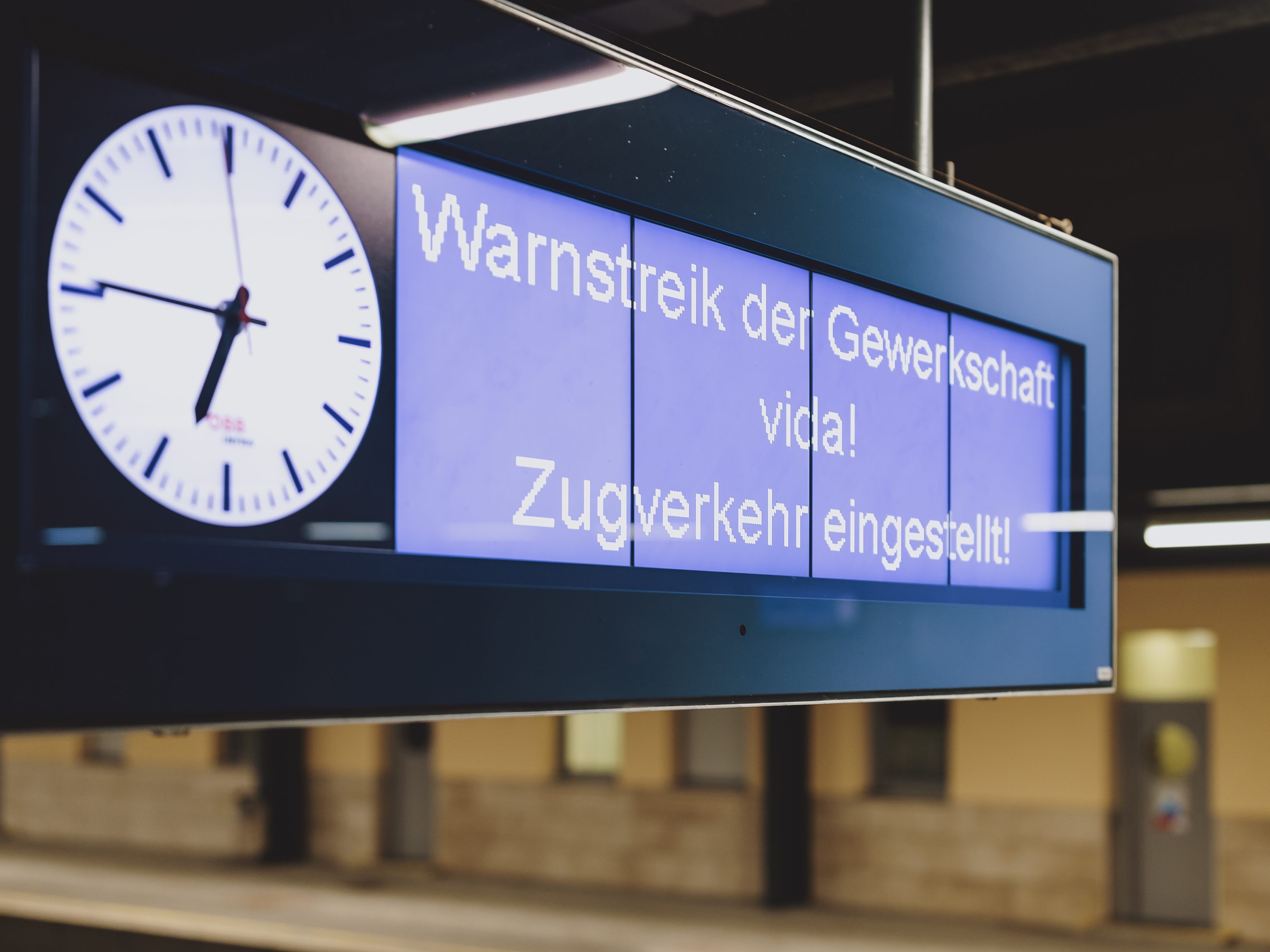 In Salzburg sind vor allem Touristen vom Bahnstreik betroffen. In Salzburg sind vor allem Touristen vom Bahnstreik betroffen.
