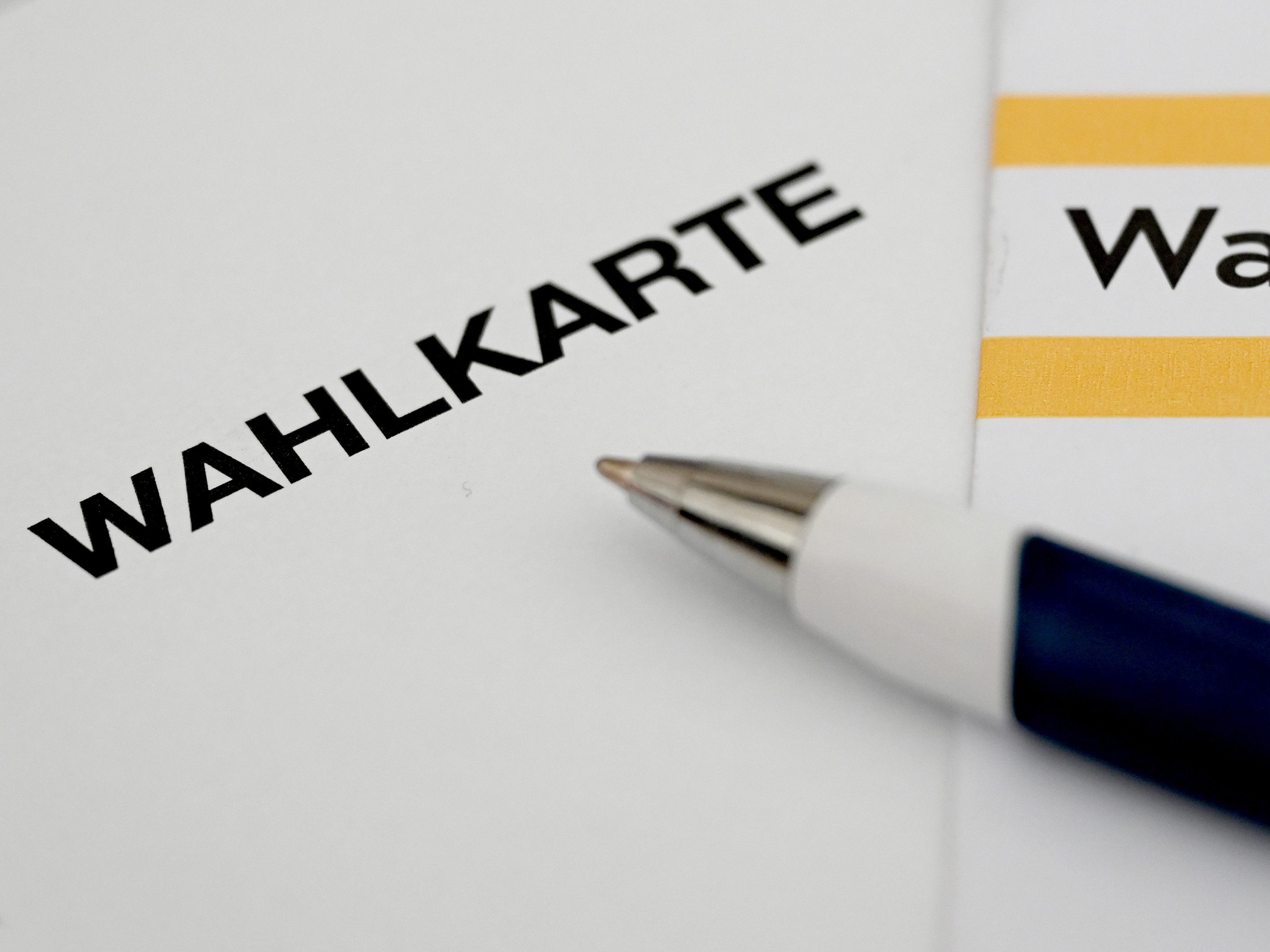 Die Wahlvorschläge zur niederösterreichischen Landtagswahl 2023 müssen bis 23. Dezember eingebracht werden. Die Wahlvorschläge zur niederösterreichischen Landtagswahl 2023 müssen bis 23. Dezember eingebracht werden.