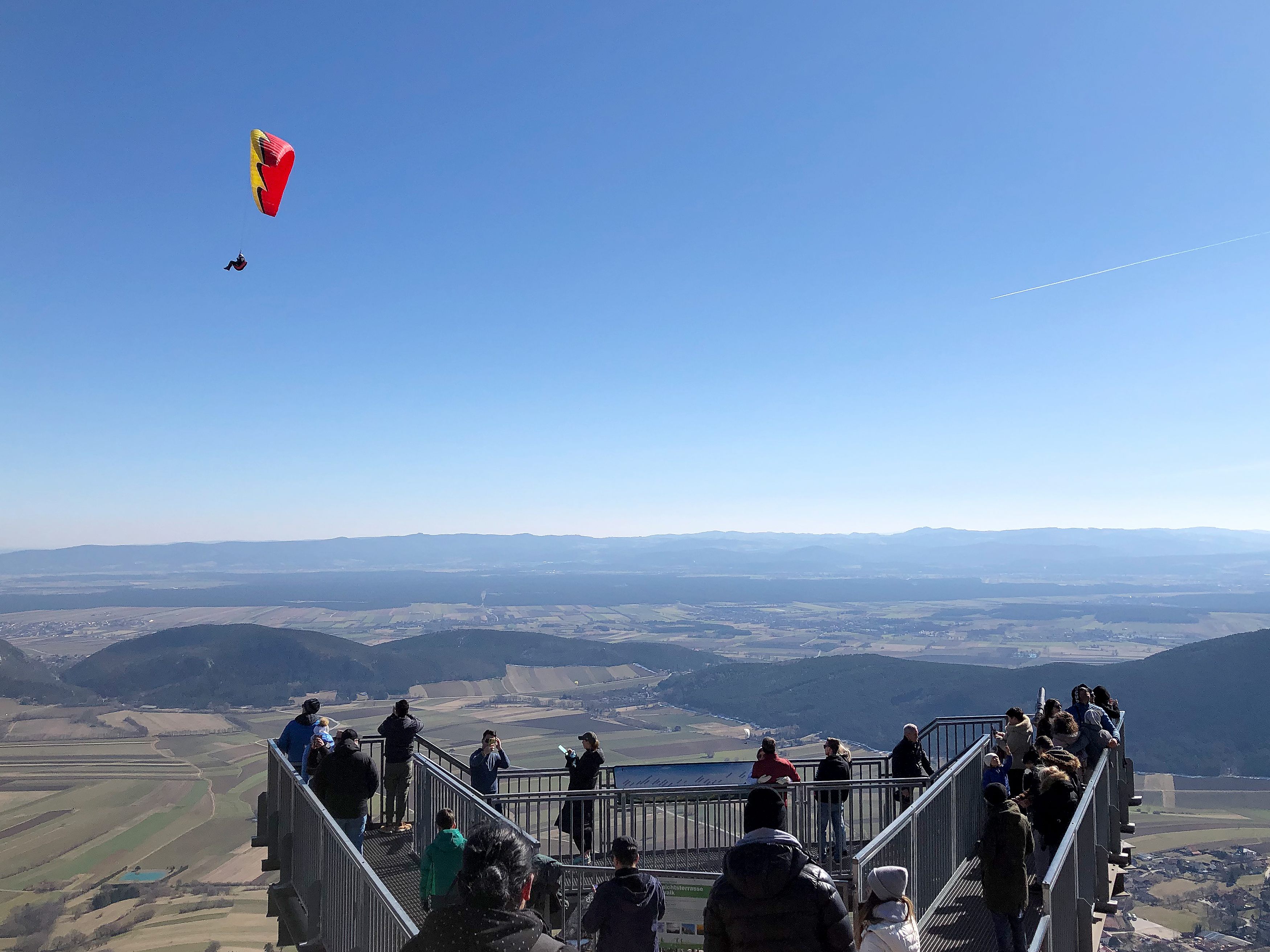 Tödlicher Unfall beim basejump vom Skywalk auf der Hohen Wand.