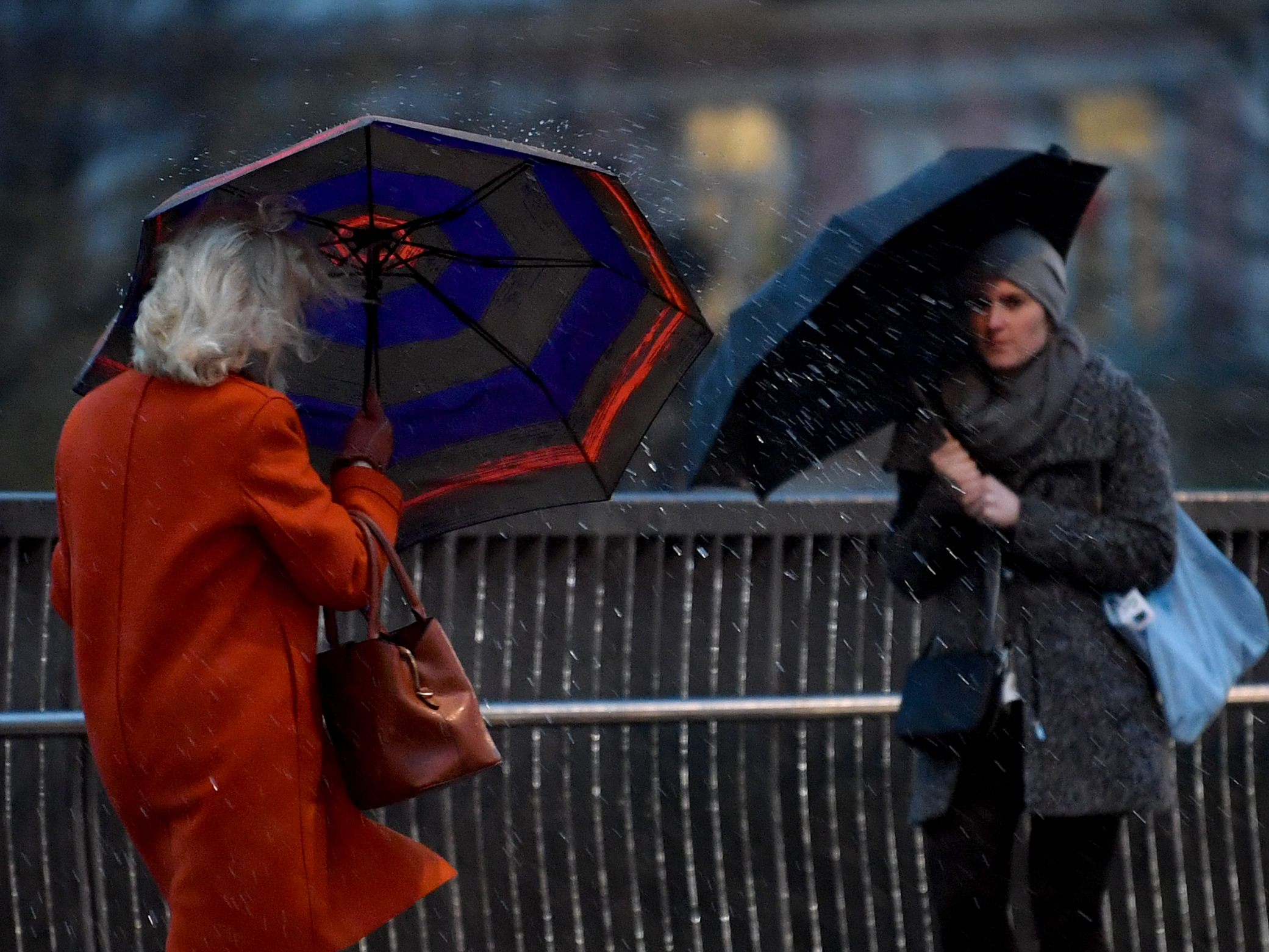 Die nächsten Tage bringen unbeständiges Novemberwetter. Die nächsten Tage bringen unbeständiges Novemberwetter.