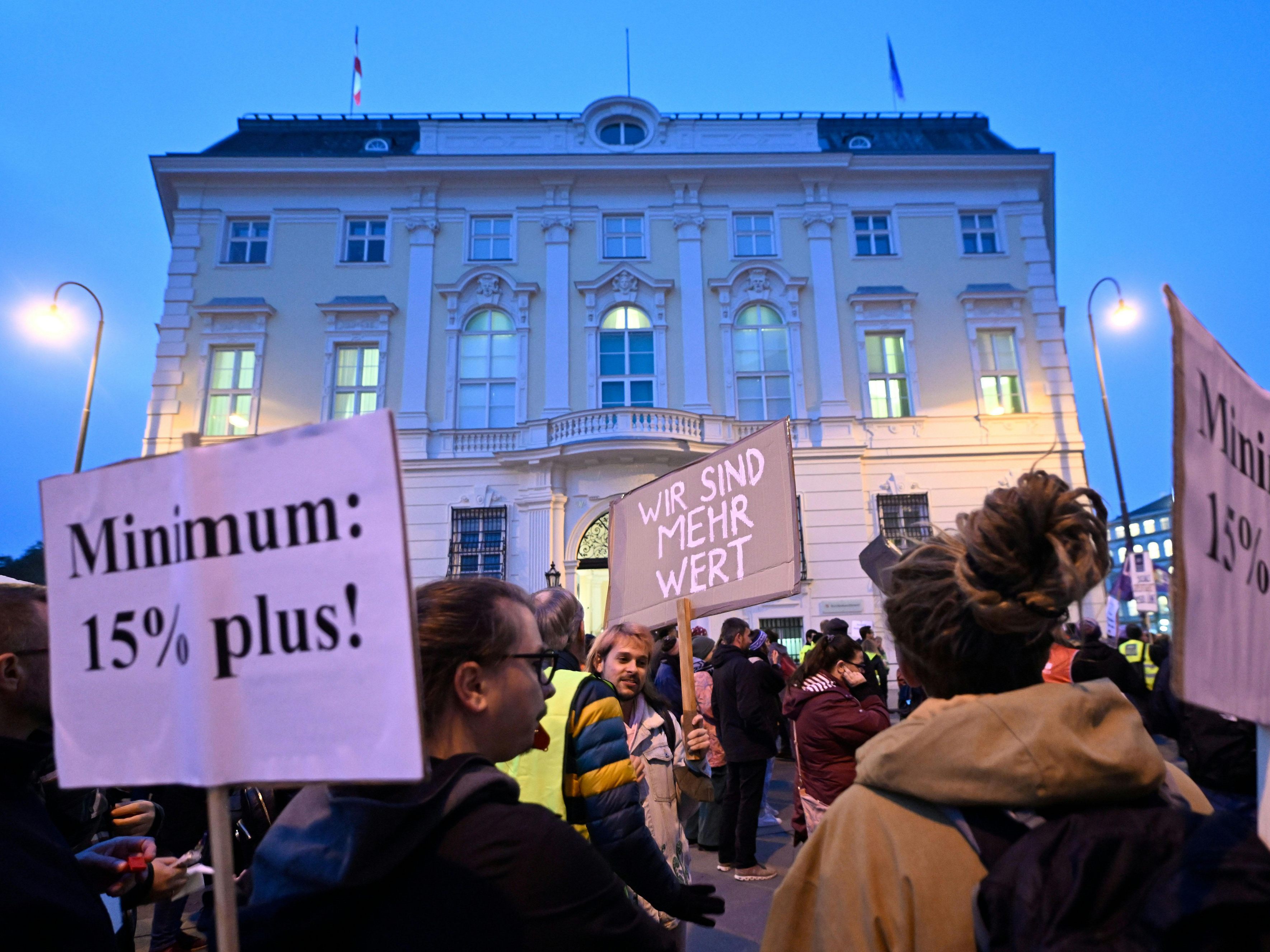 Sozialwirtschaft-KV: Dritte Verhandlungsrunde am Mittwoch.