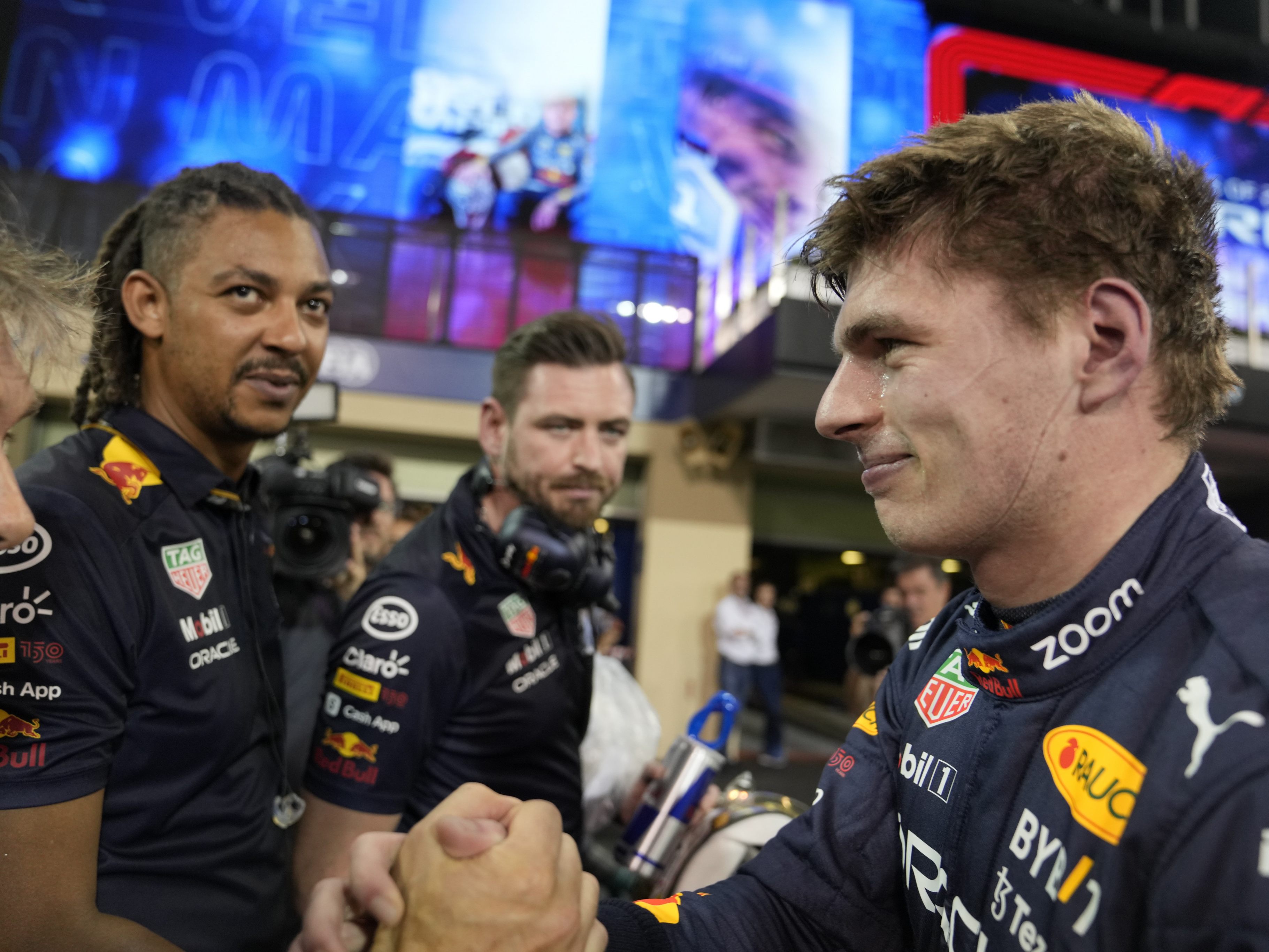 Verstappen holte in Abu Dhabi 20. Karriere-Pole-Position. Verstappen holte in Abu Dhabi 20. Karriere-Pole-Position.