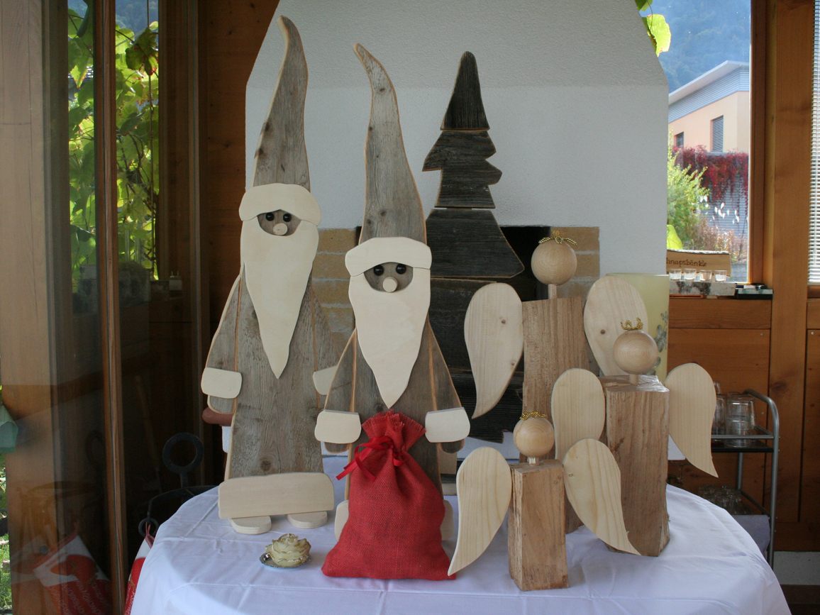 In Beschling ist diesen Sonntag Adventbasar. In Beschling ist diesen Sonntag Adventbasar.