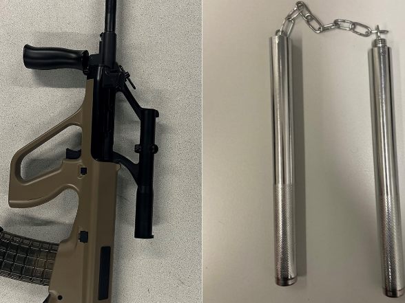 Bei einem Jugendlichen in Wien-Donaustadt wurden Waffen und Pyrotechnik gefunden.